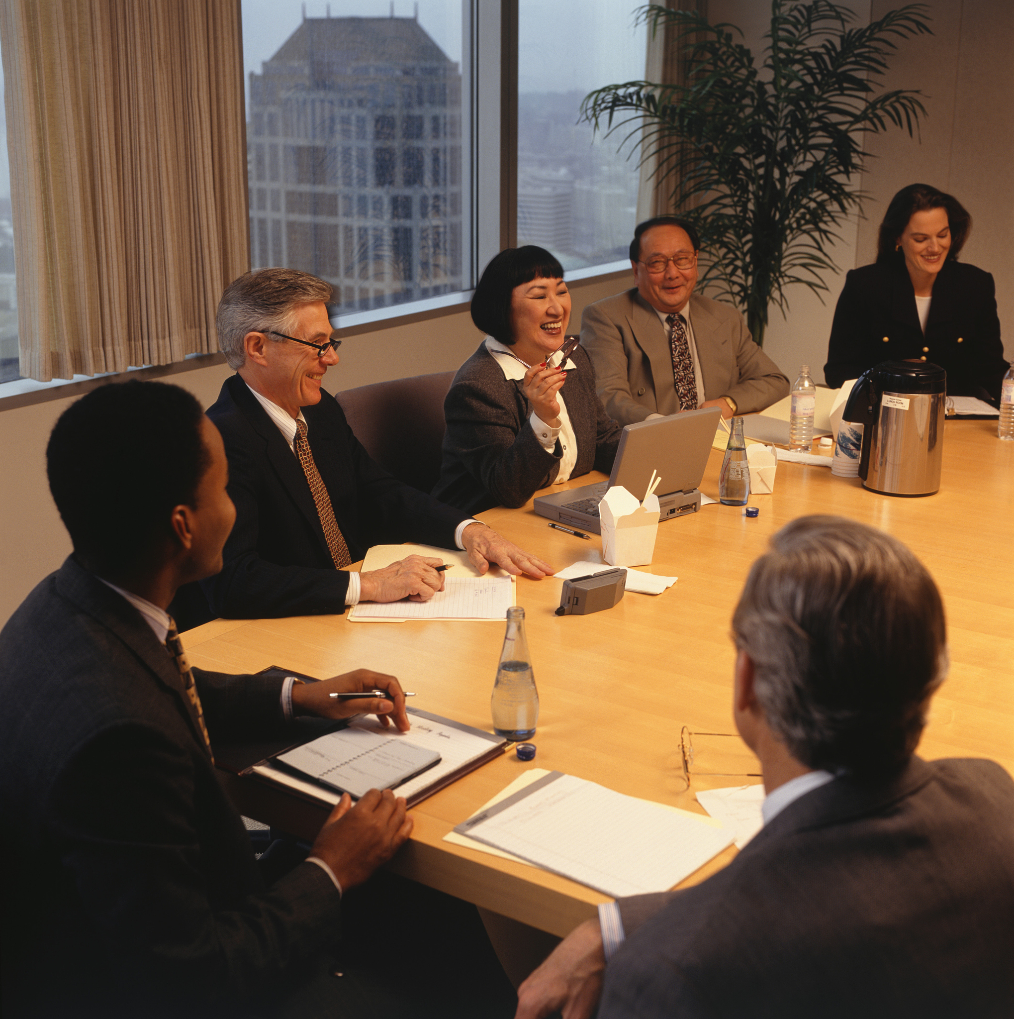 交锋式会议 VS 非交锋式会议：区别在哪？