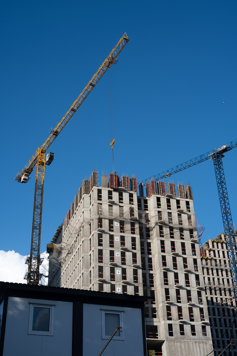 建筑工程施工专业学几年？用发