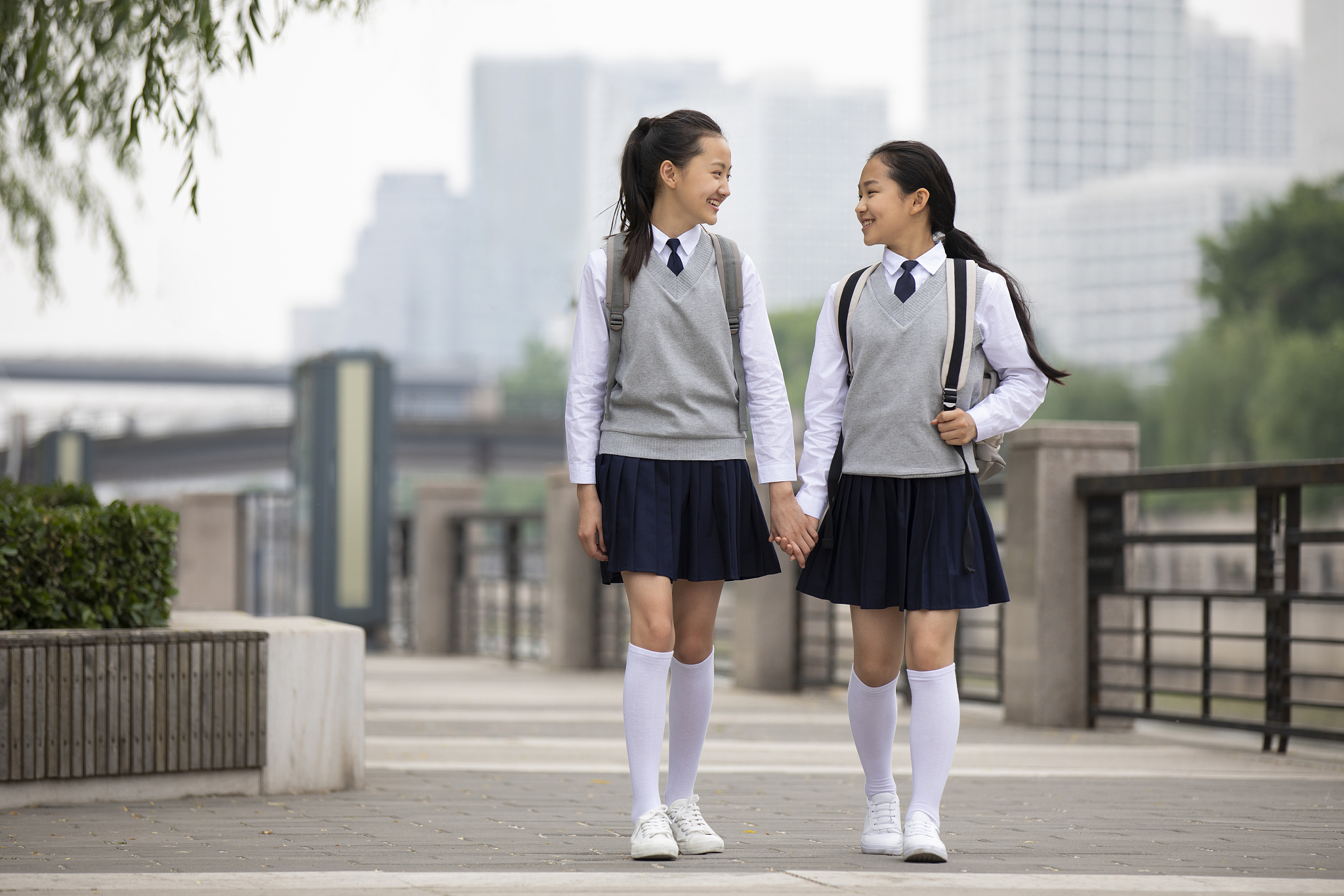 什么专业适合女生读_成都高铁学校招生