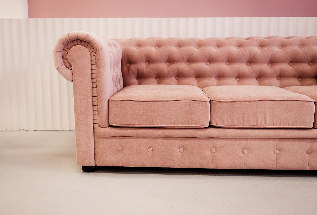 选购沙发的经验和注意事项有哪些？如何正确保养沙发以延长使用寿命？