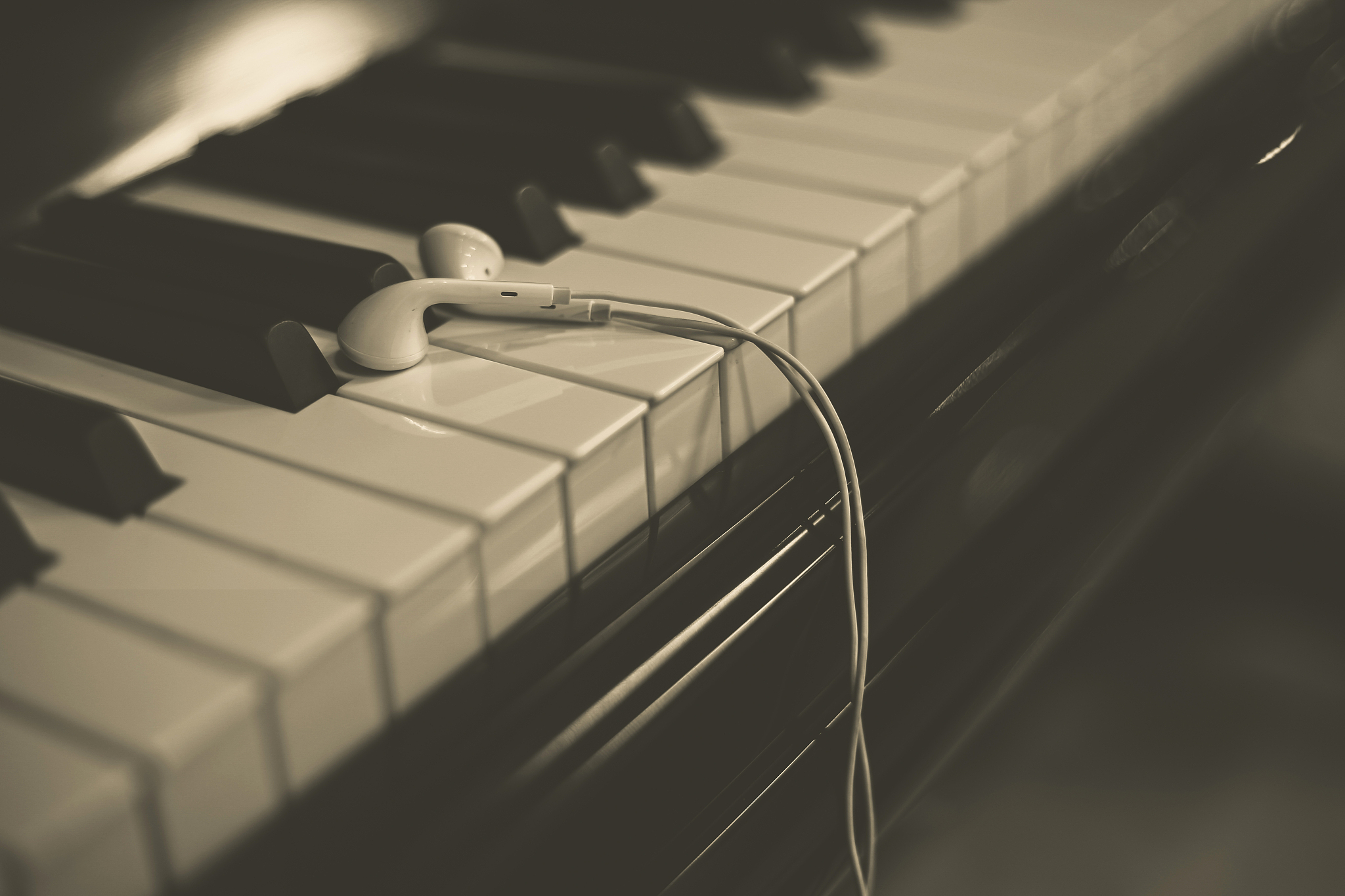 内蒙古大学作曲与作曲技术理论专业怎么样？师资、设施、就业前景全解析