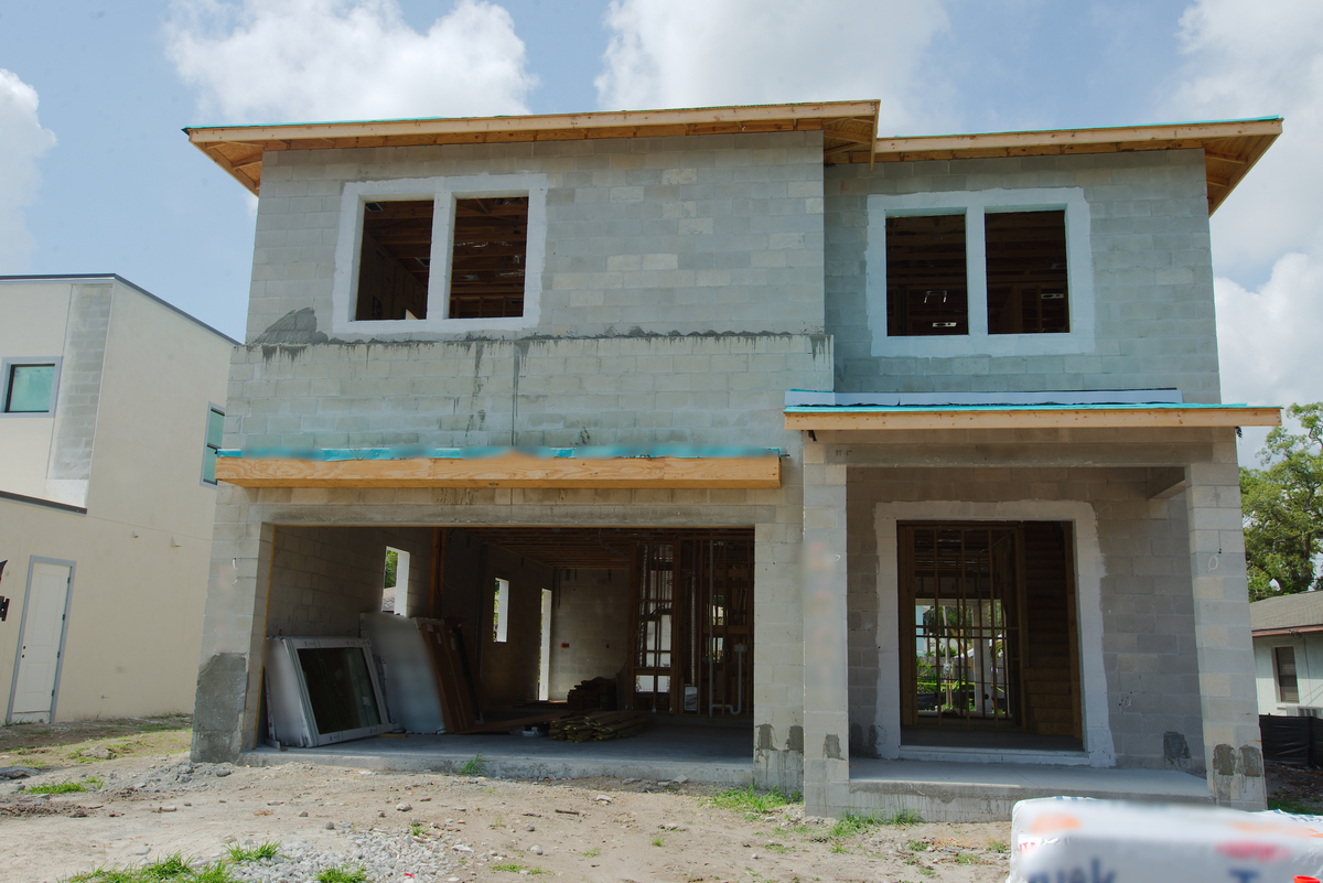 实心房子更安全牢固吗？为什么不都建成实心？