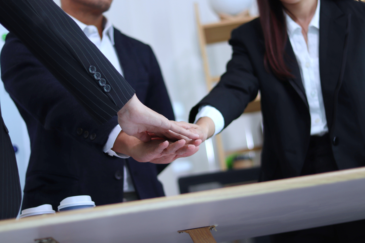 领导说'辛苦了'，如何得体回复？