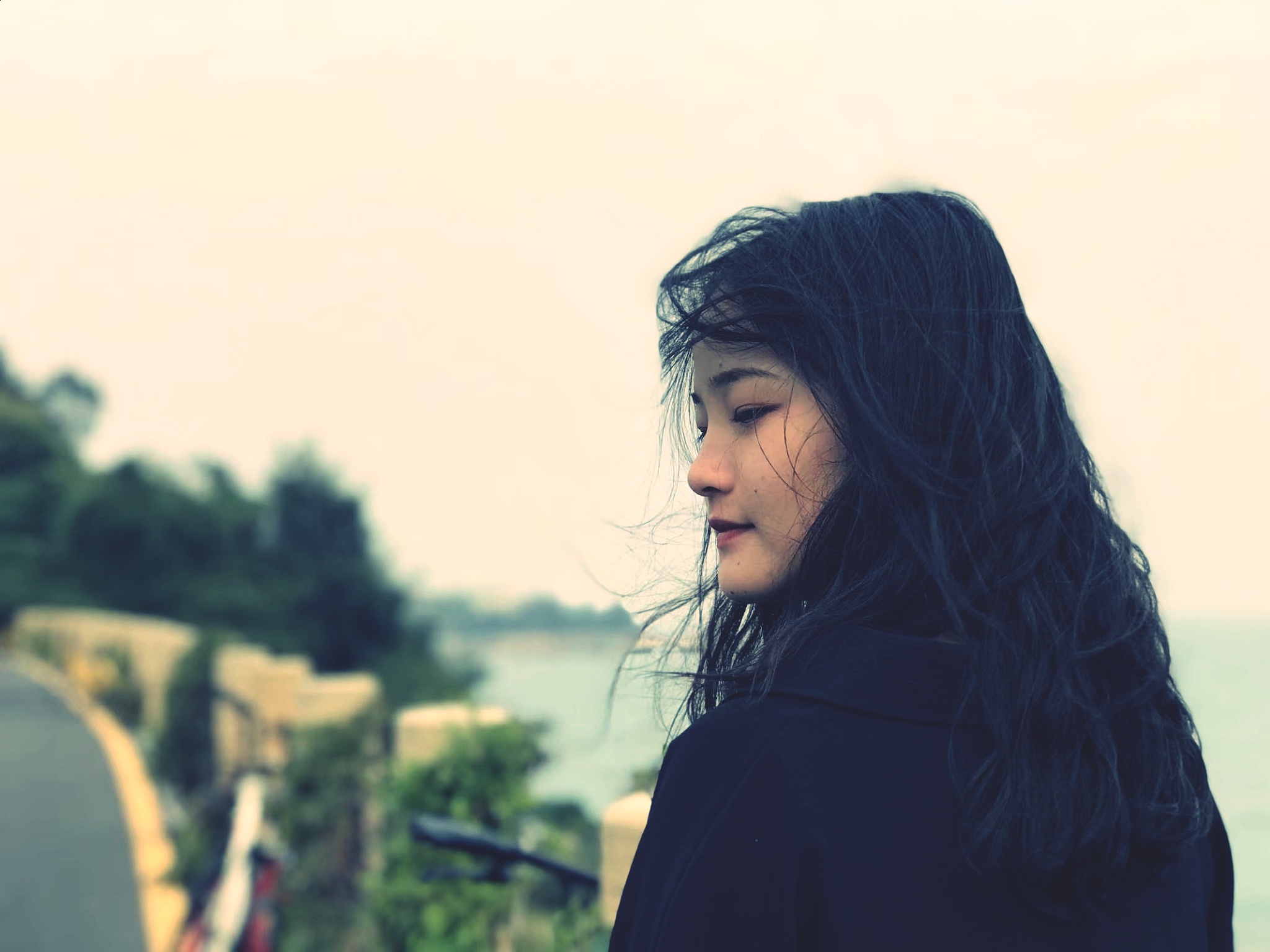 喜欢阴天的女孩的性格，