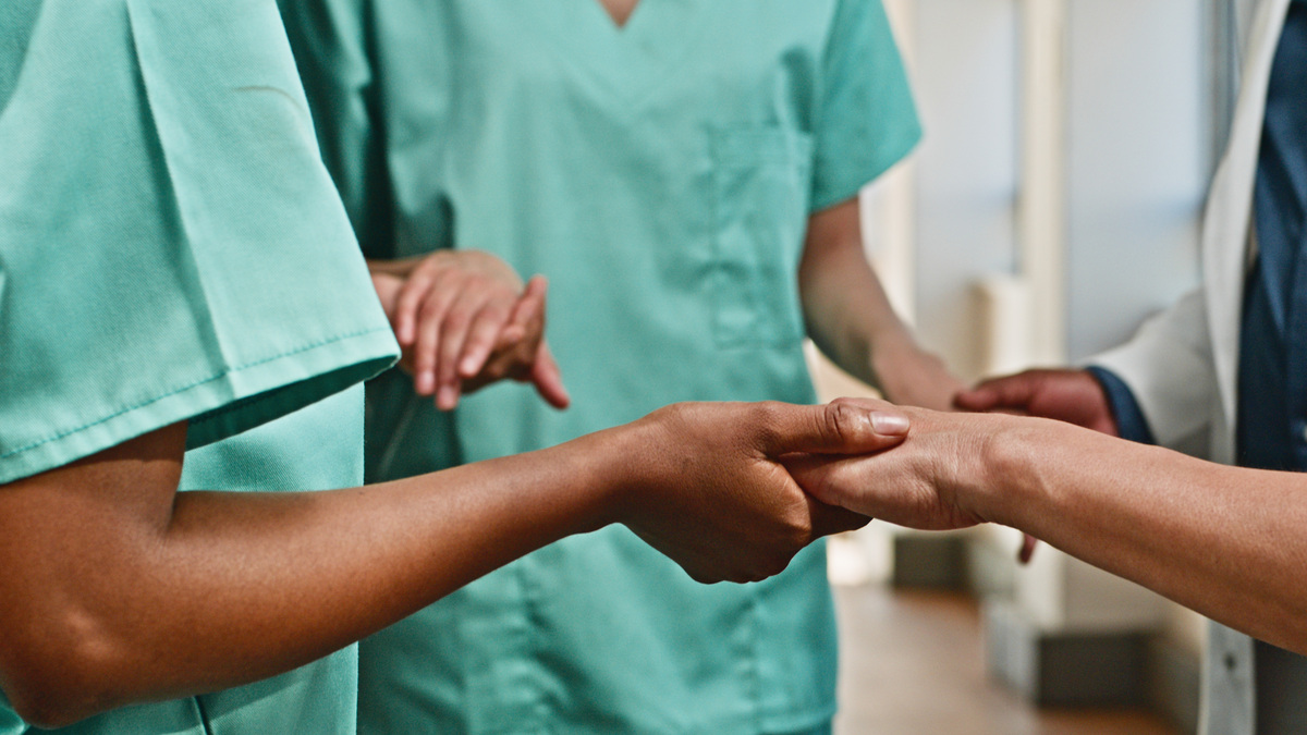 中国护士缺口高达百万人