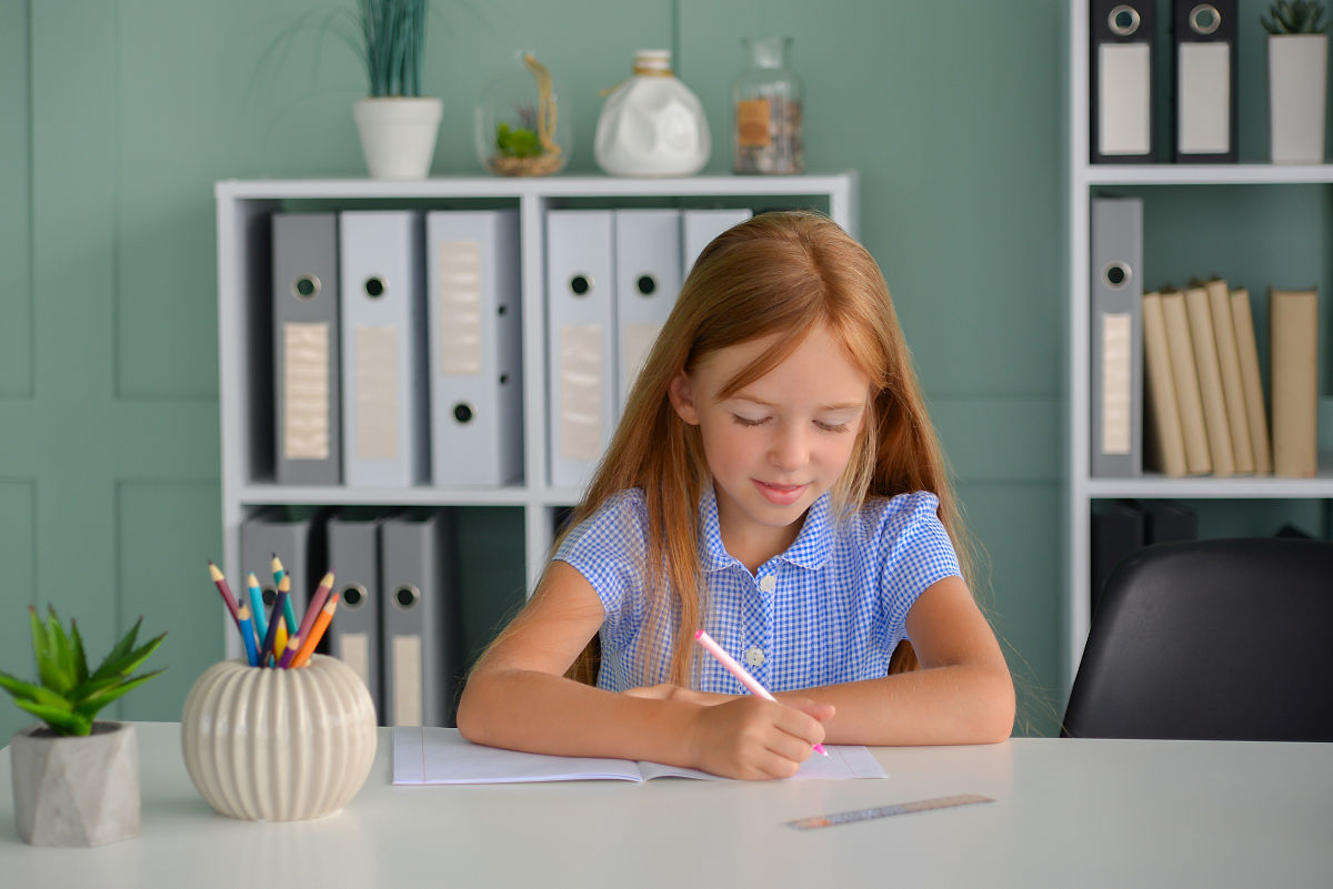 大四论文写作指南：选题、计划、数据分析和撰写技巧