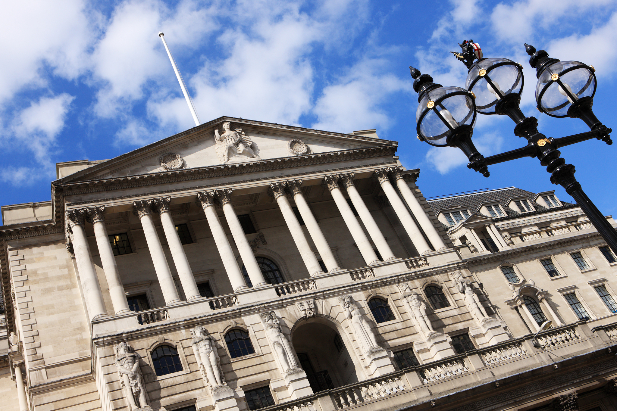 What Institution Lies at the Heart of the British Financial System?