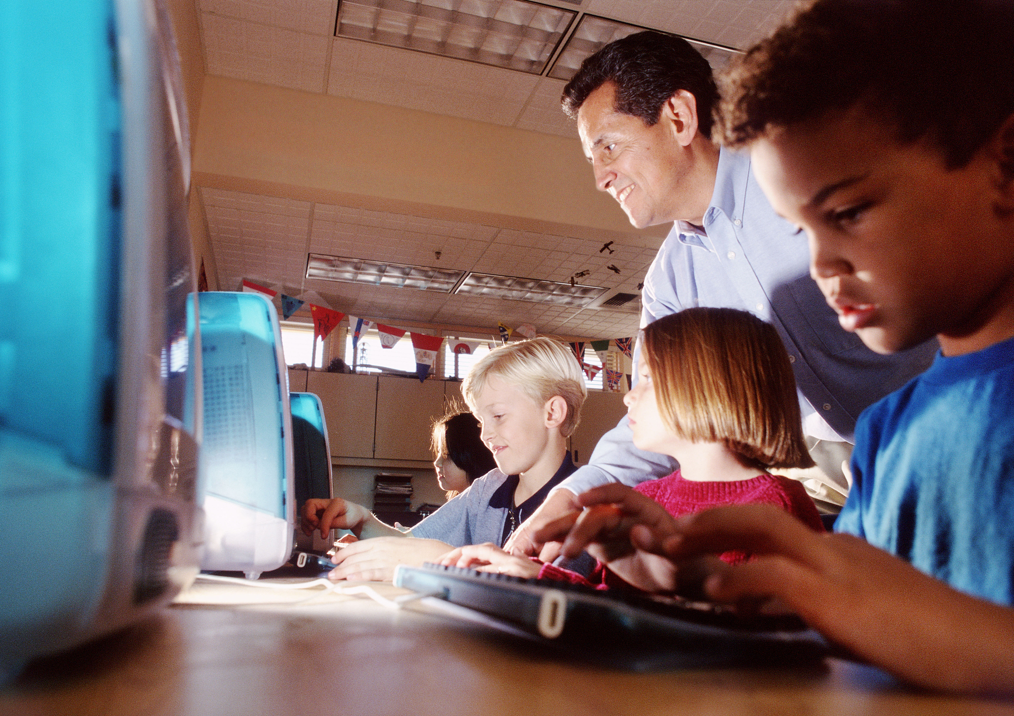 我国儿童校外生活状况调查：家长重视度高，电子产品使用时间长