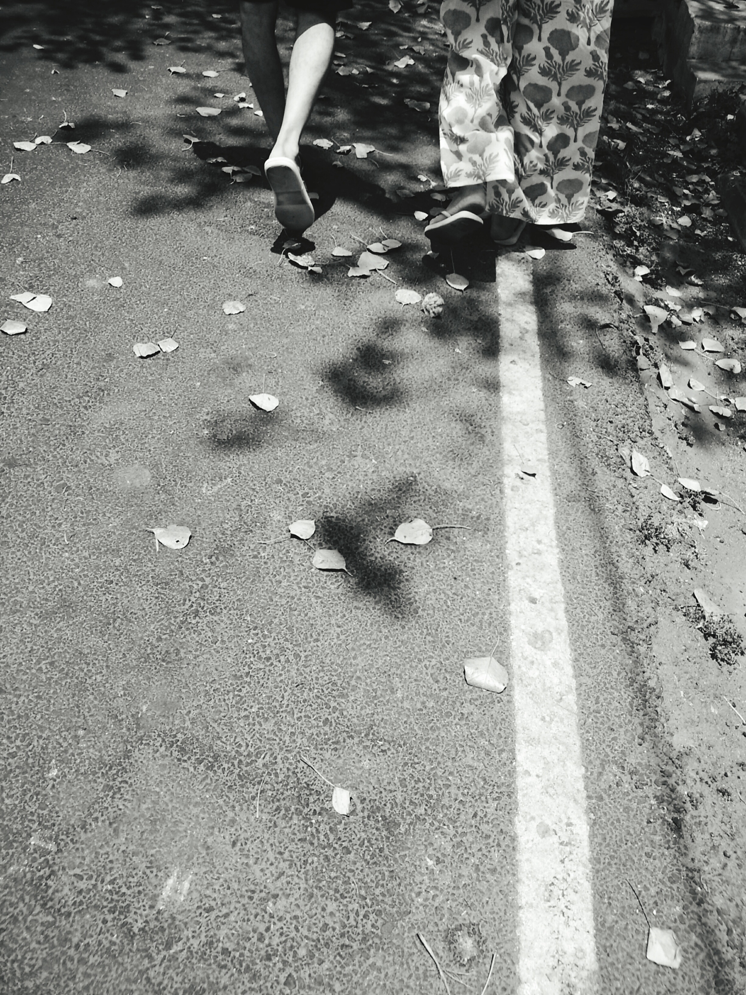 惠州16岁陪酒少女跳江身亡事件一审判决公布引关注舆论认为组织未成年进行有偿服务活动应被严惩