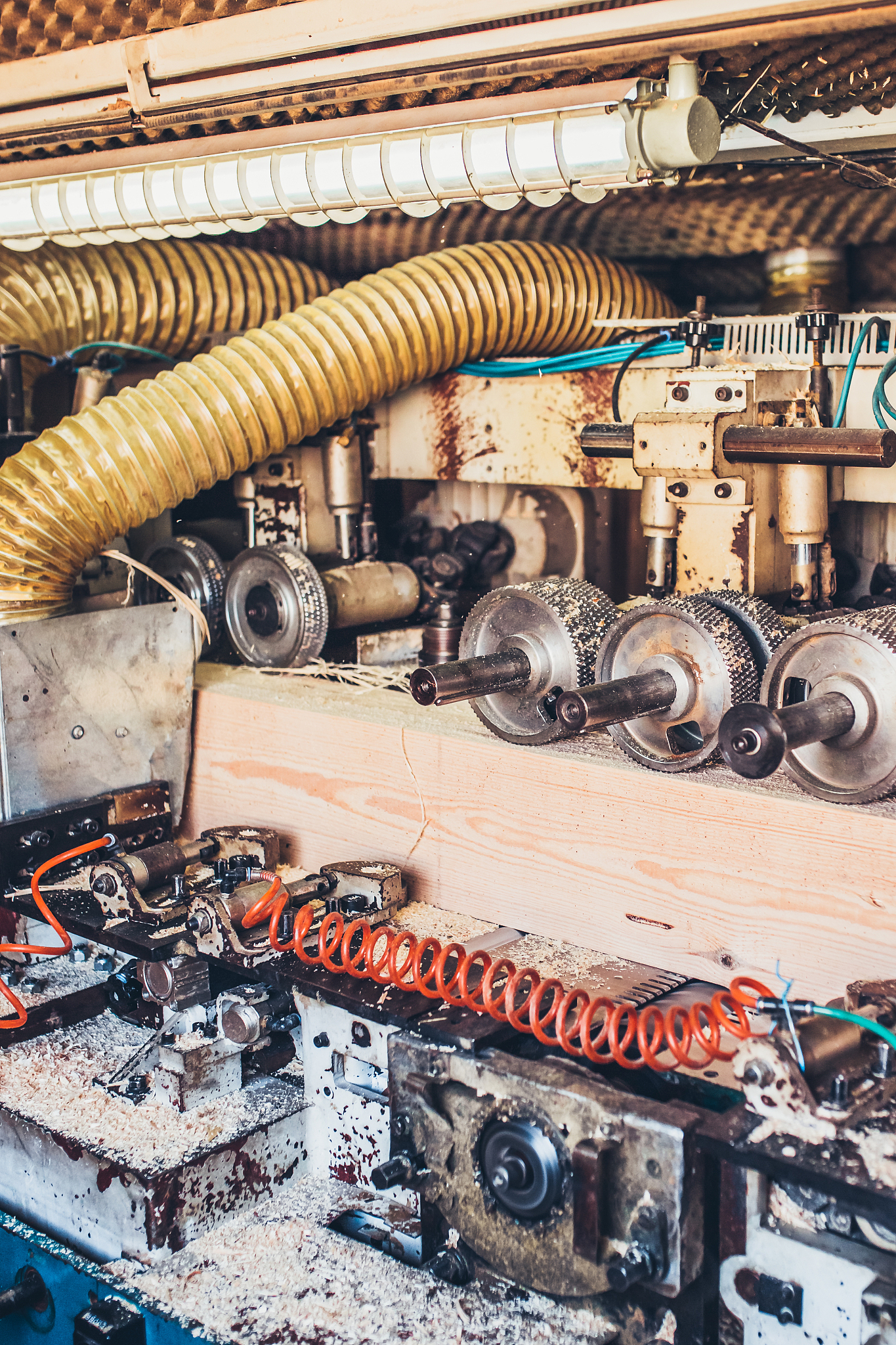 凯里高中毕业生适合学什么中专专业？