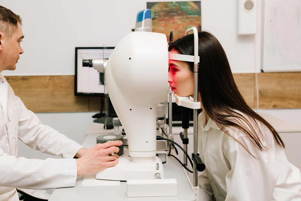 2022年哪些学校设有眼视光技术专业？