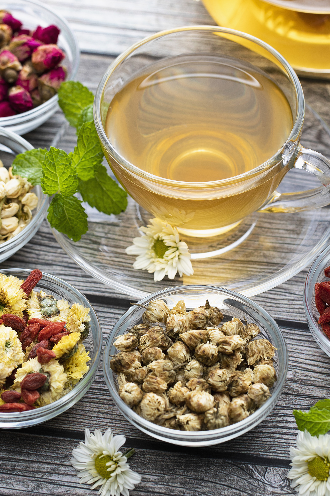 减脂美颜花茶的做法：简单易学，让你喝出好气色！