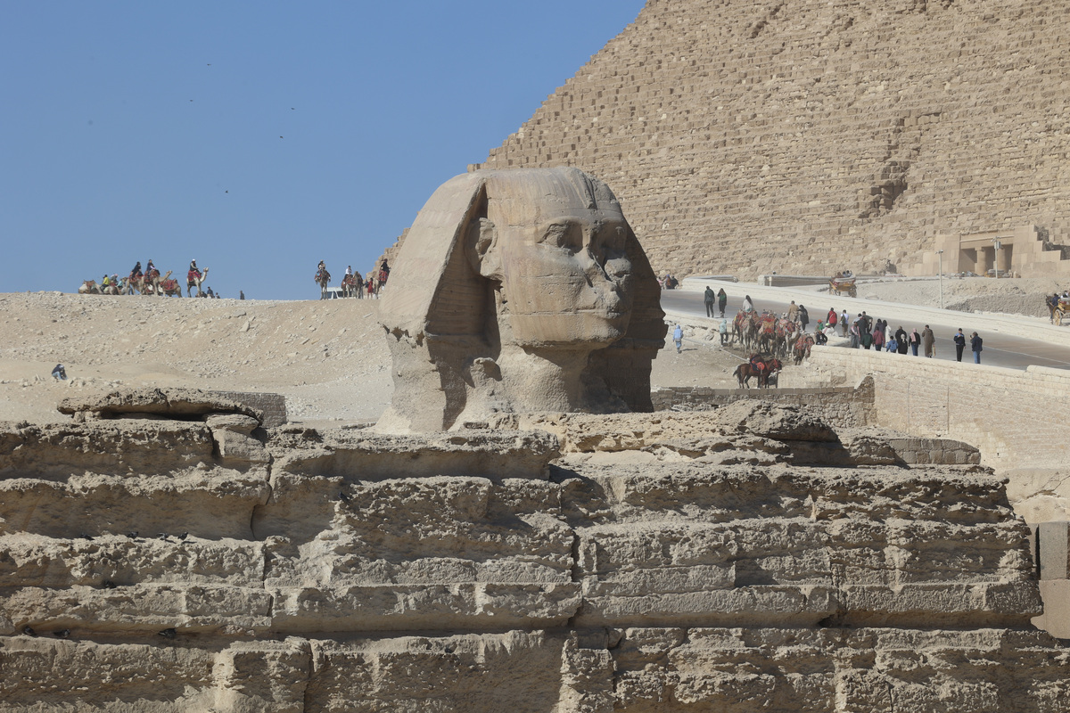 埃及金字塔的简历