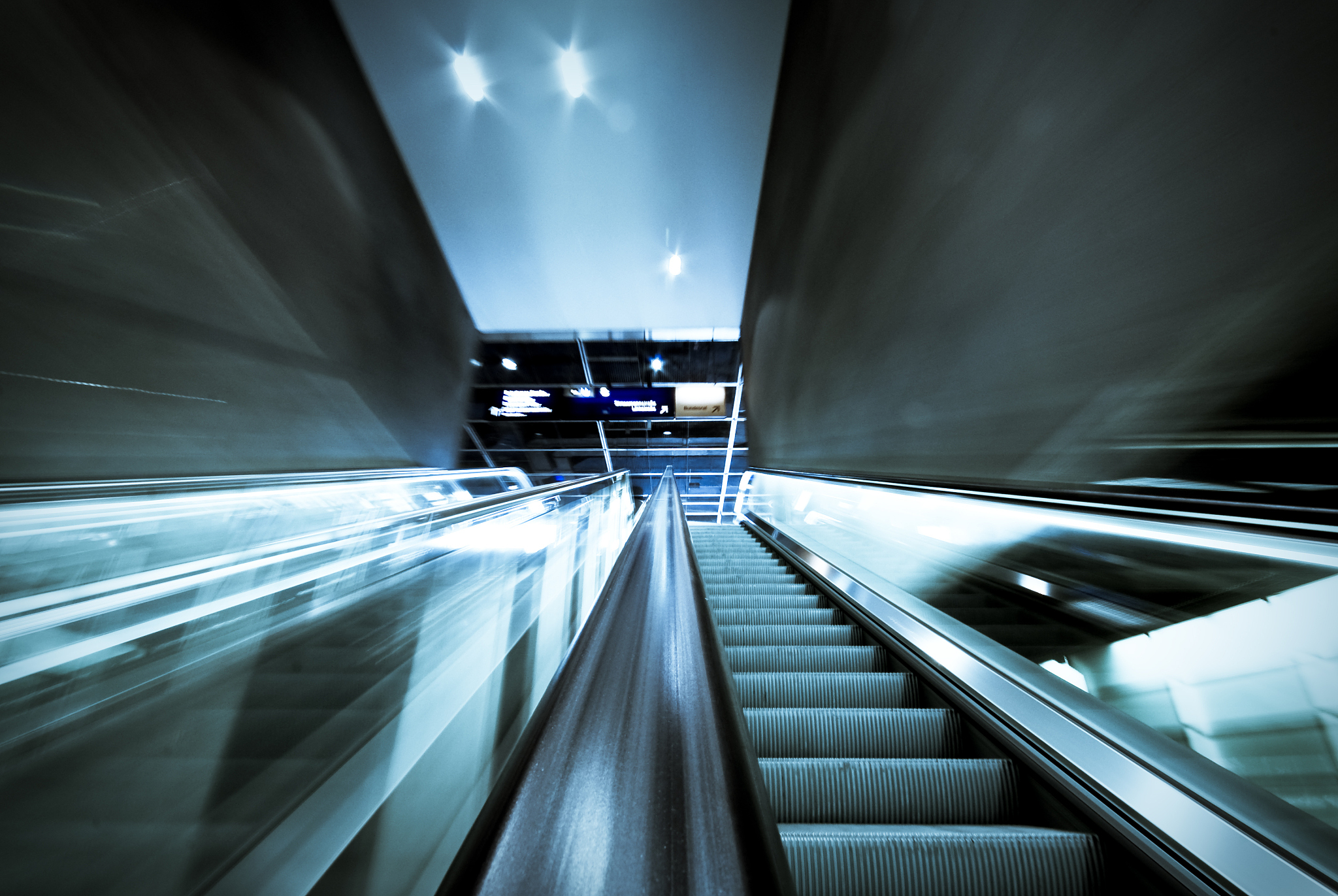 重庆铁路学校：中专还是大专？专业选择指南