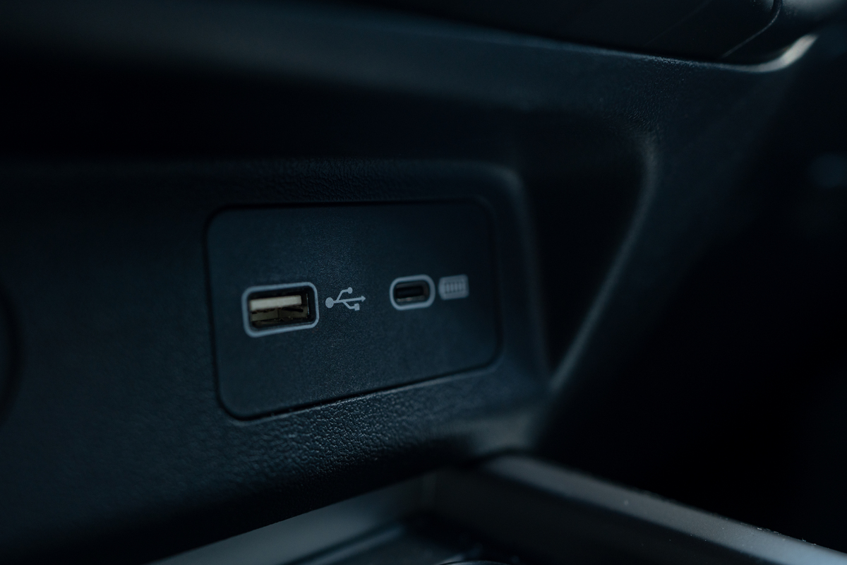 奥迪A6的点烟口