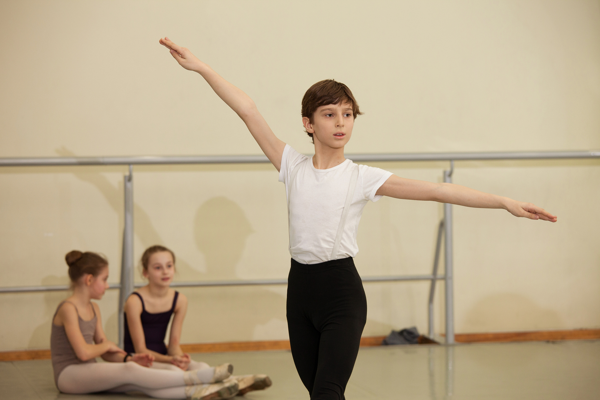 太原文化艺术学校招生专业 - 音乐、舞蹈、戏剧、美术等专业等你来学