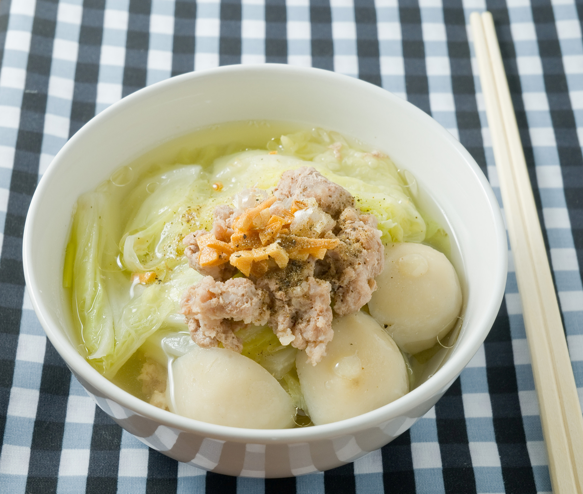 白菜猪肉丸子：孩子抢着吃的家常菜谱