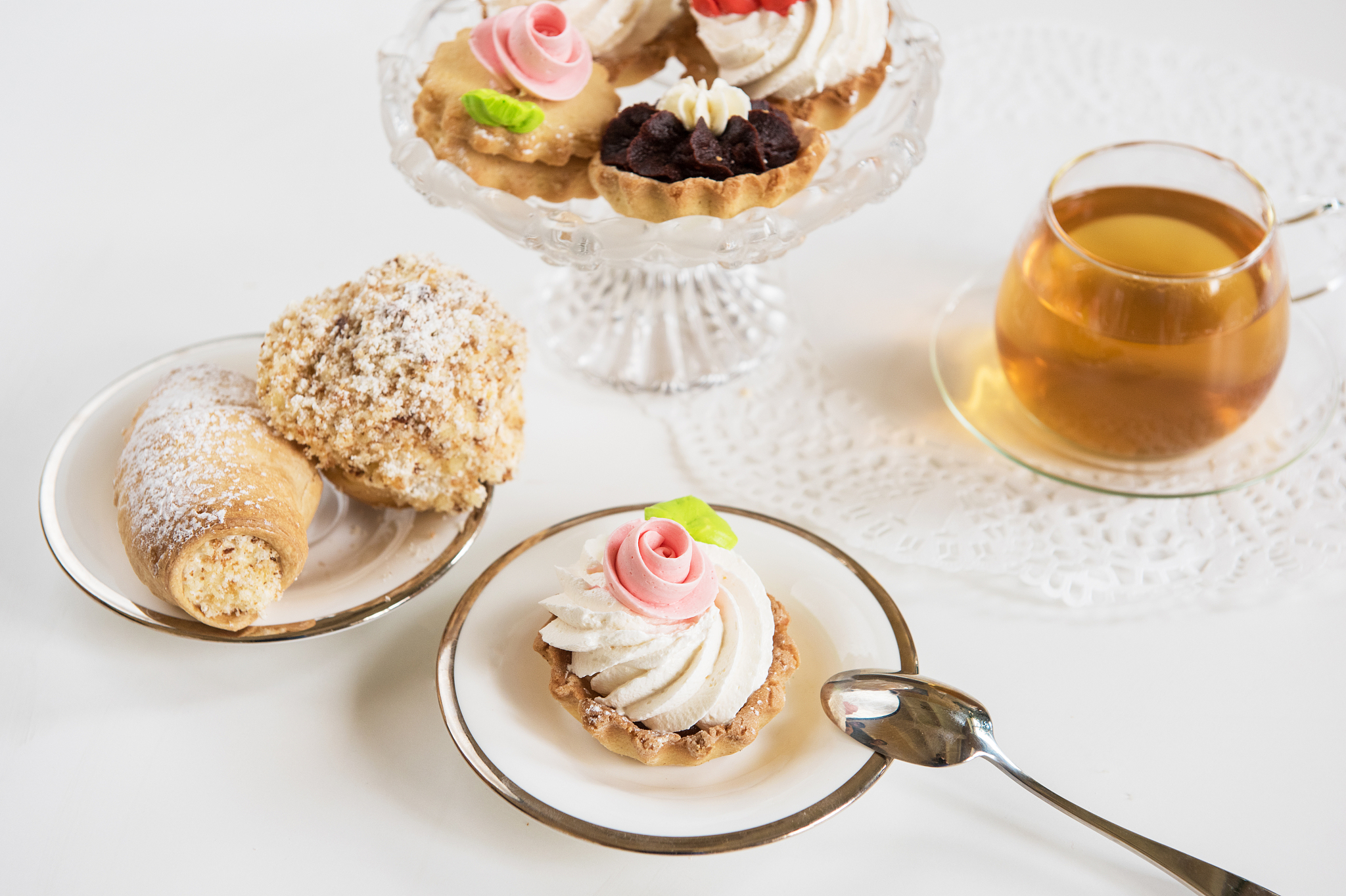 tasty different cakes