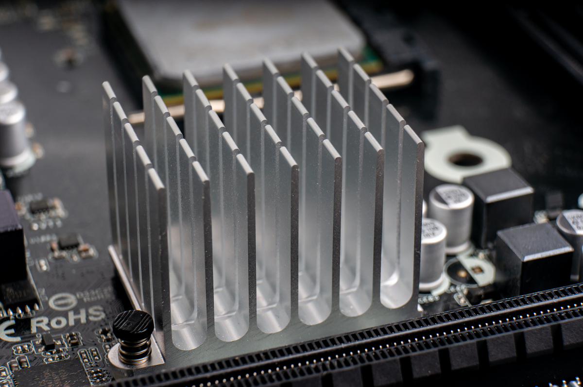 电脑发热怎么办？哈尔滨电脑散热问题及解决方案