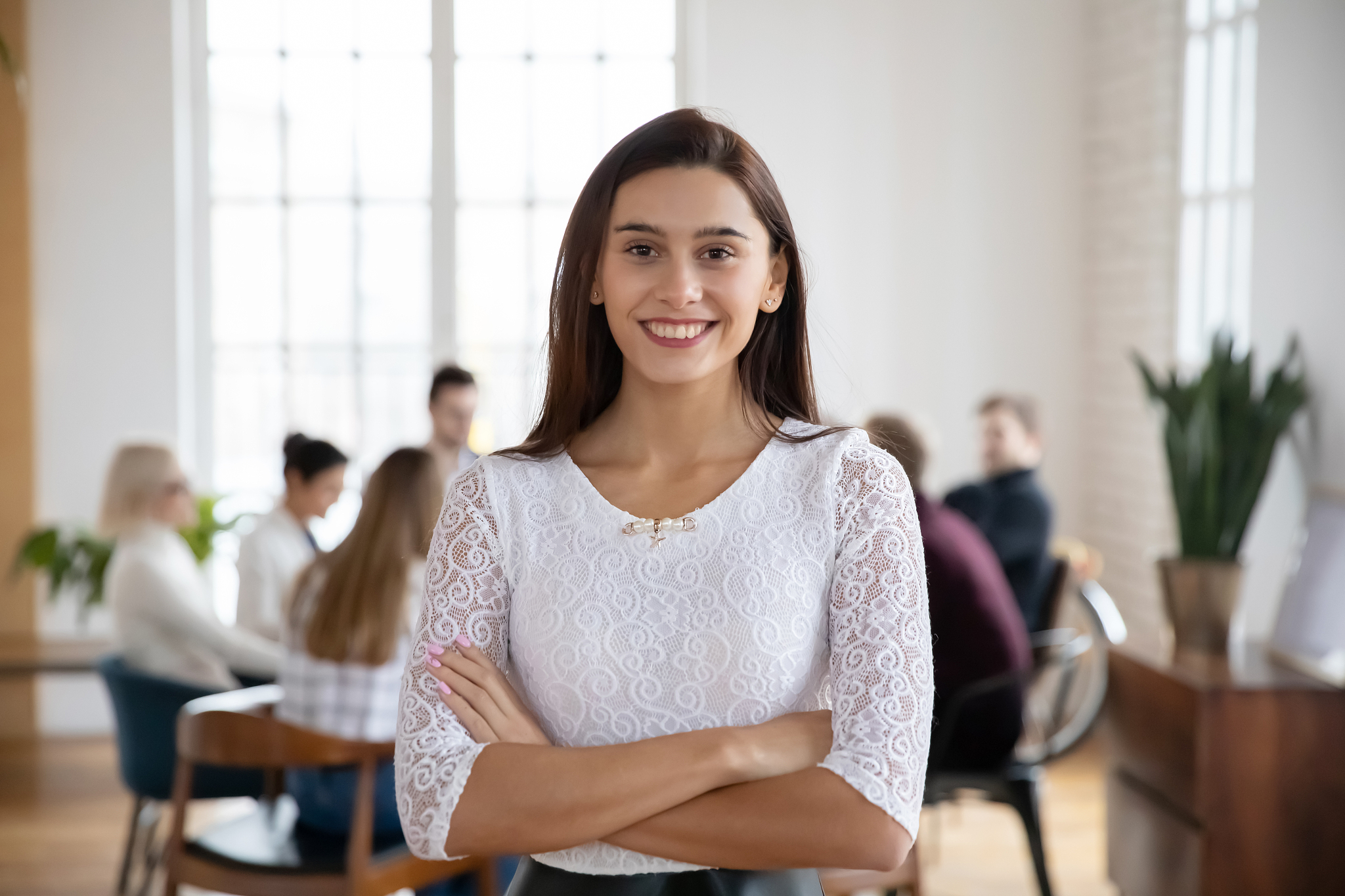 秘书文化在中国源远流长、历史悠久但在古代只是一种泛指的行政职事跟整个文官制度紧密结合、共相同生没有出现社会化、专业化和职业化的特征