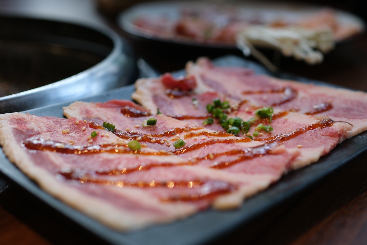 烤肉店美食点评：如何评价一家优质的烤肉店？