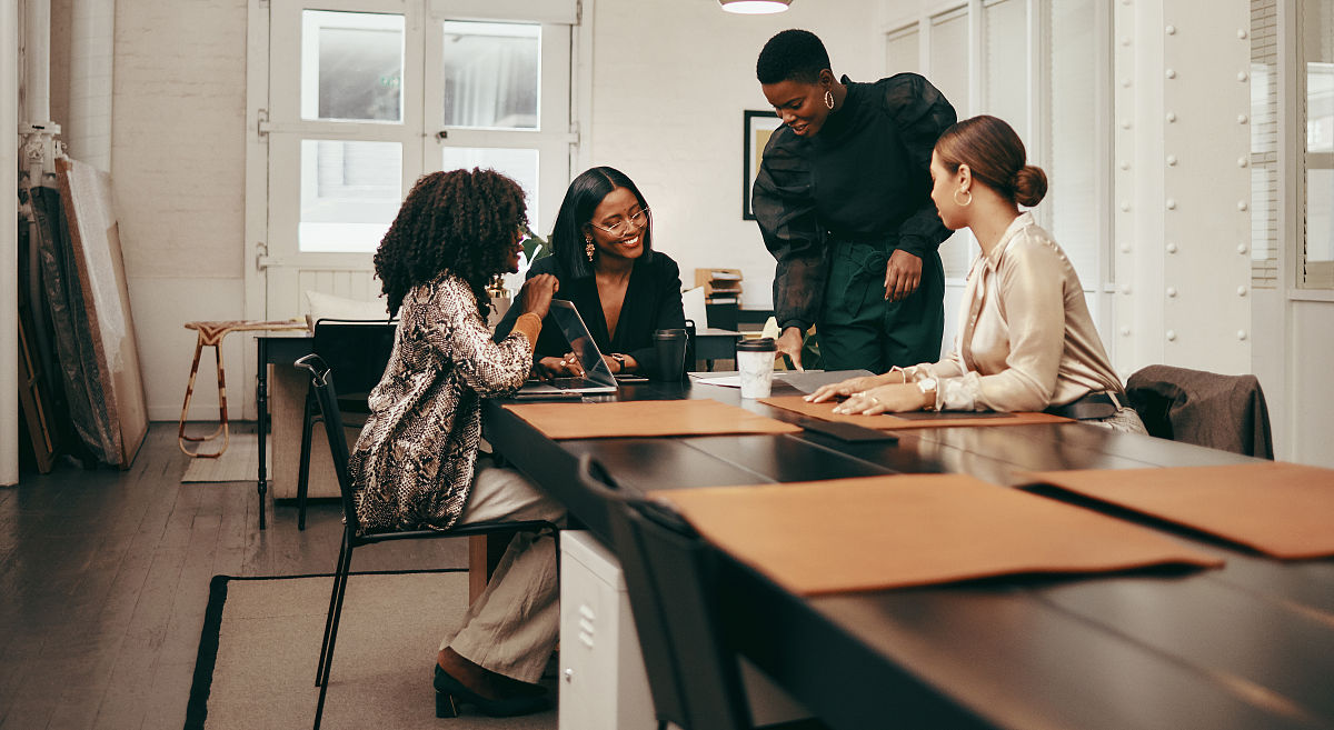 BE美学：校园职场形象与修养的完美结合