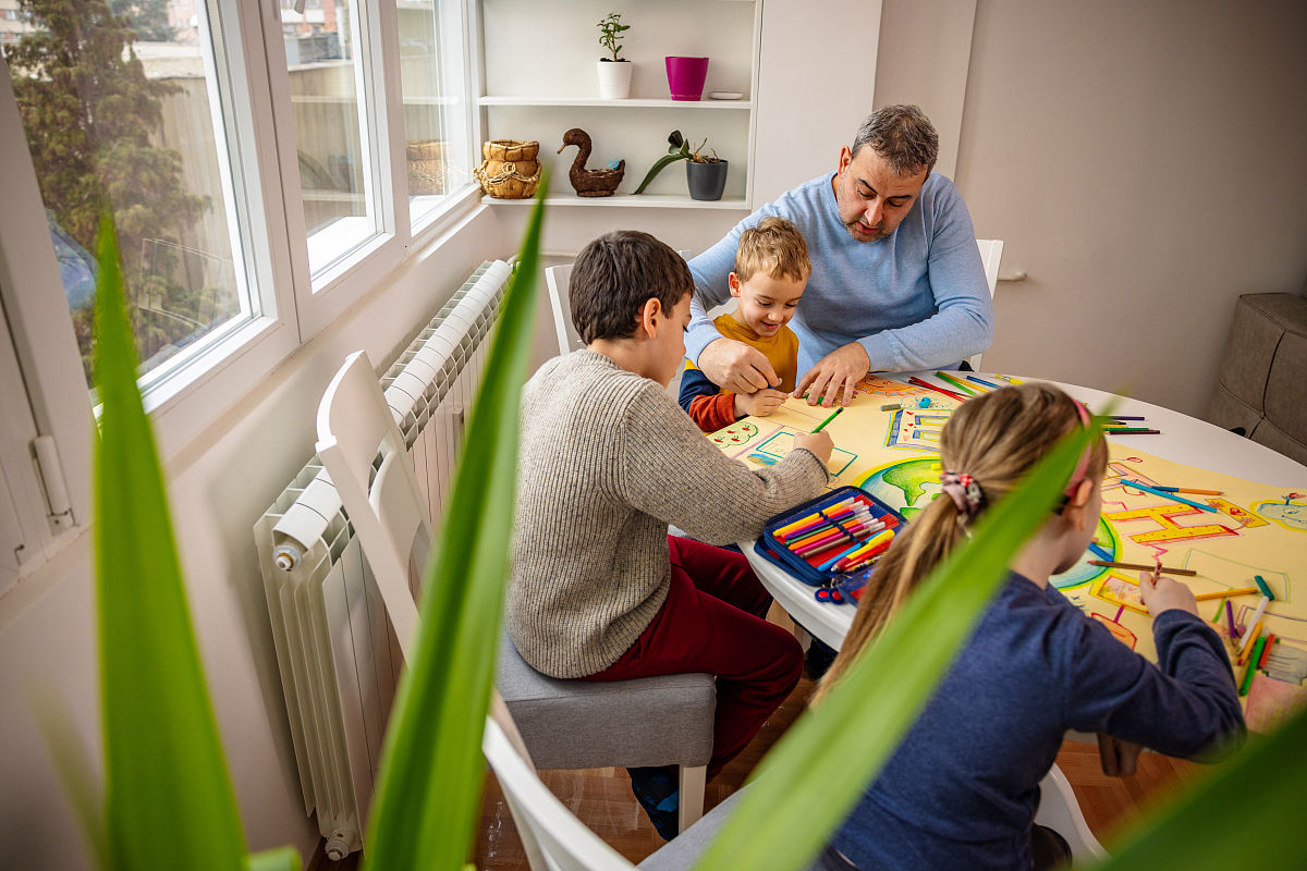 思念已故父亲的歌曲有哪些？触动人心的旋律推荐