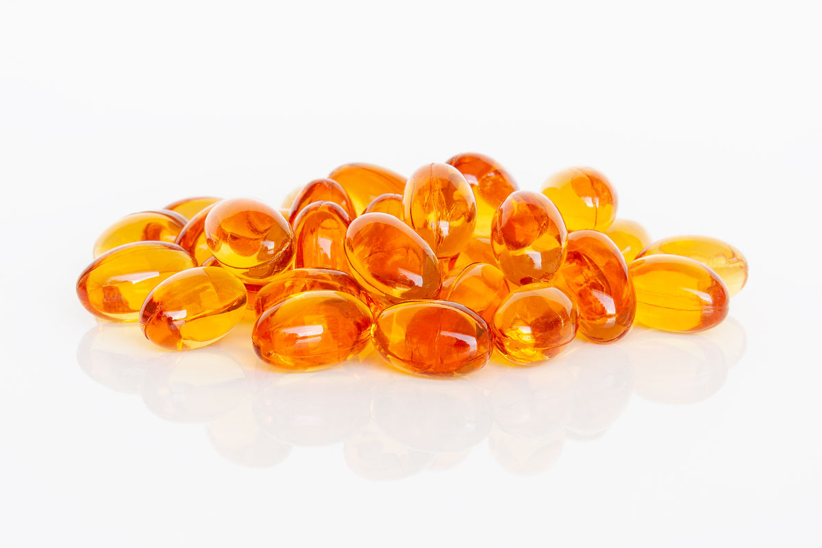 尿毒症合并继发性甲状旁腺亢进症：症状、治疗和预后