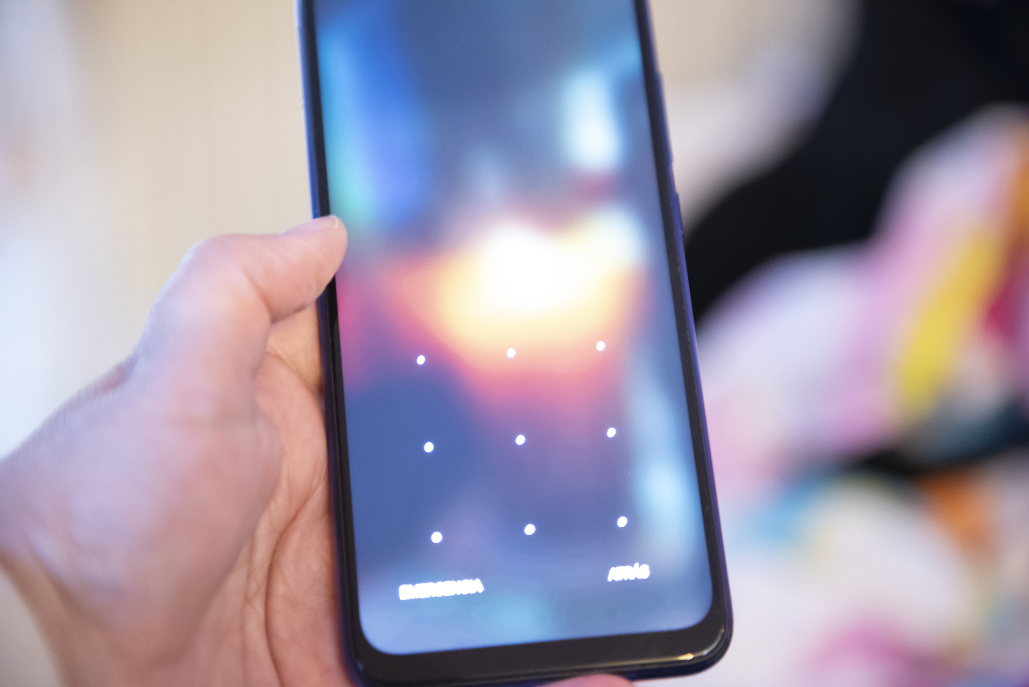 红米k40怎么设置点亮屏幕后指纹解锁才生效我老是误触指纹键导致屏幕亮起希望息屏状态下不能使用指纹键