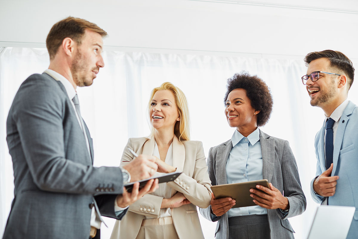 青年工作座谈会发言稿：抓住机遇，贡献力量