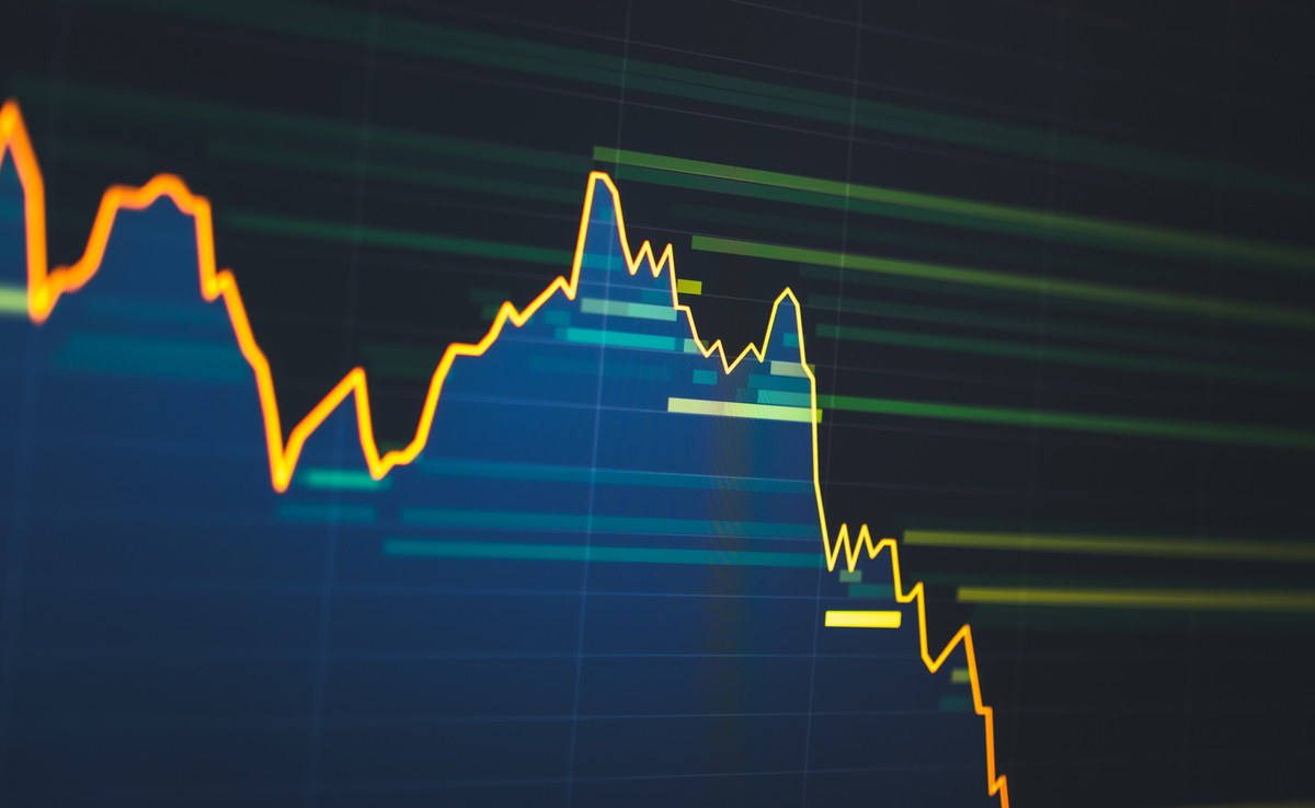 分析铁矿石2309从5月31日到6月9日的DIFDEA和MACD曲线