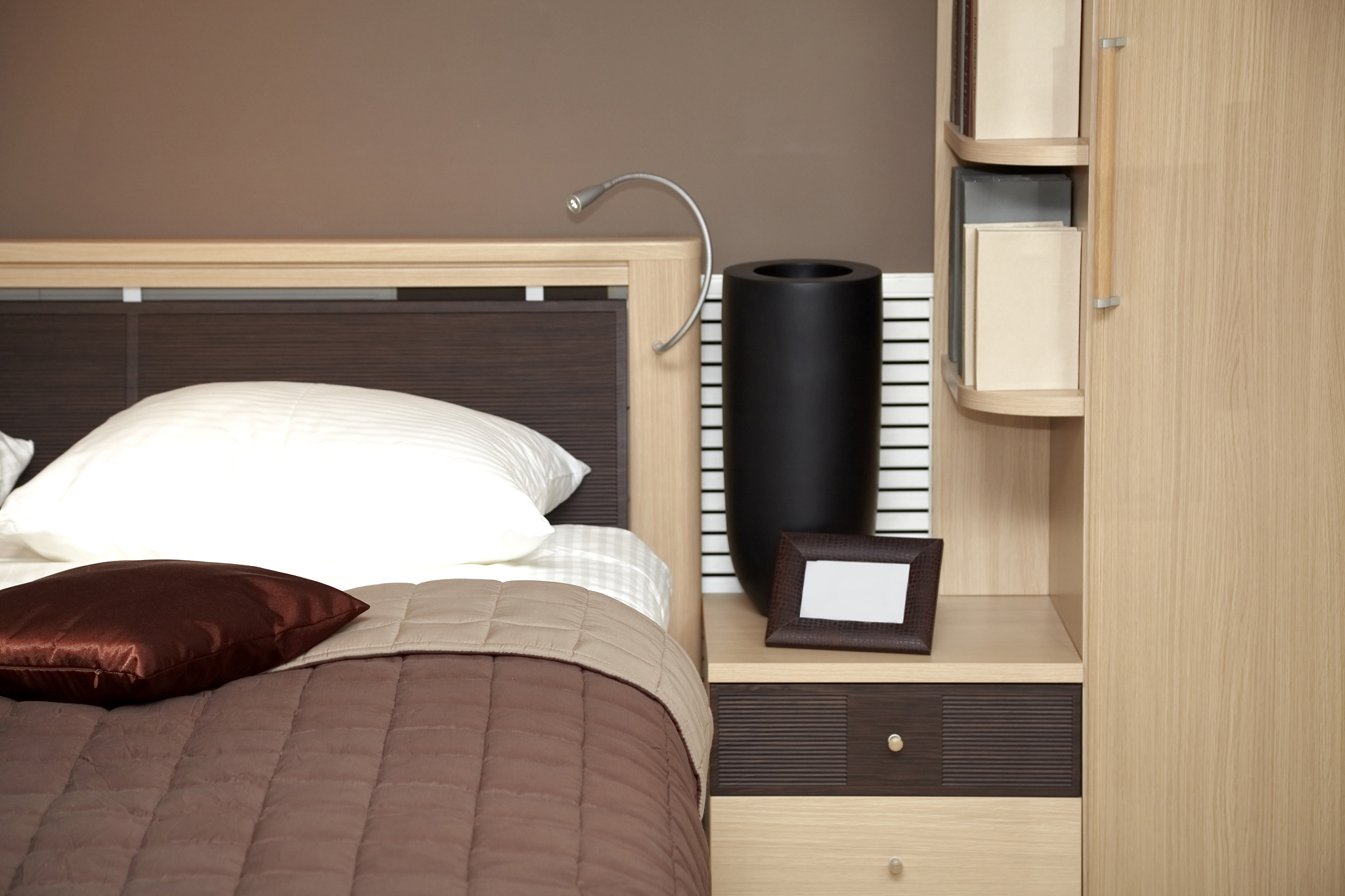 modern home interior bedroom
