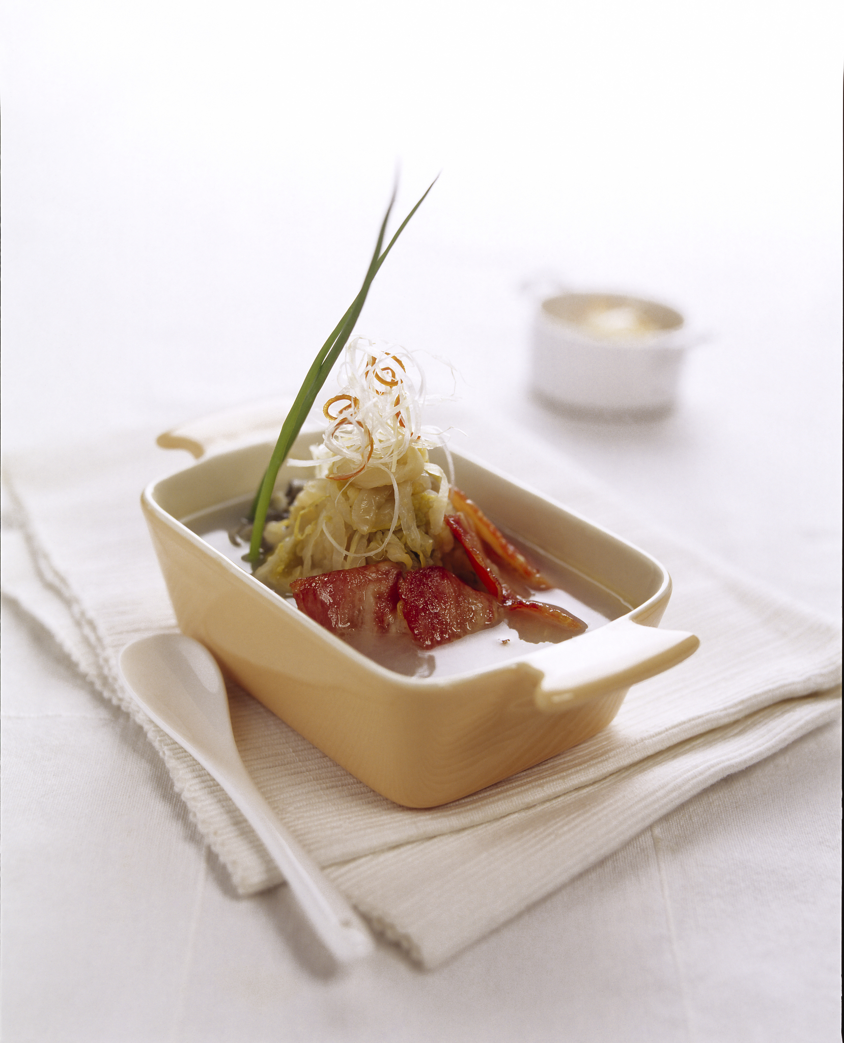 黑心酸菜事件：揭露中国食品安全问题