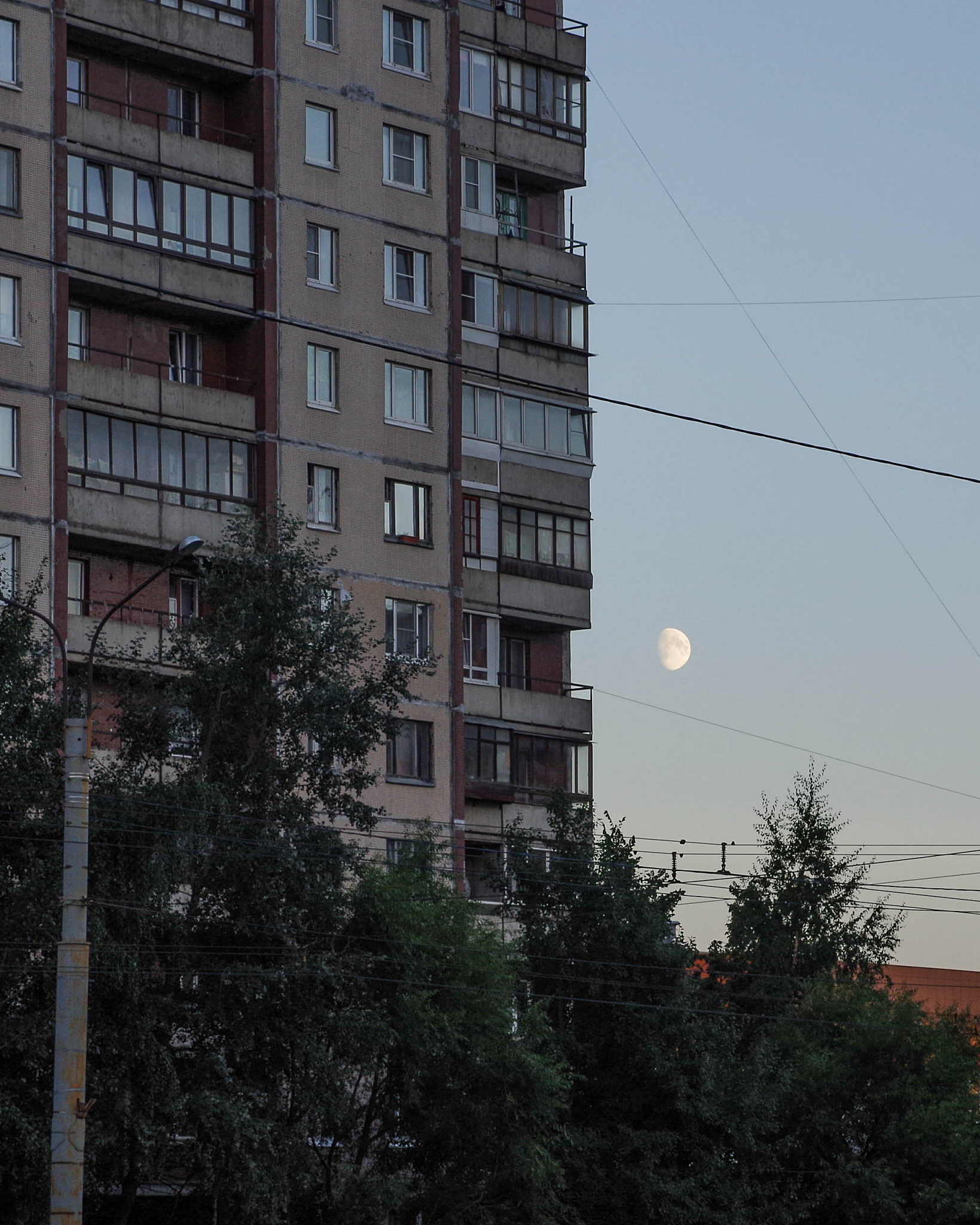 北京丰台西局东街华源一里18号楼二层翻译