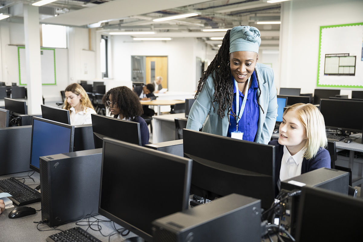 汉中科技职业中等专业学校2021年招生简章 - 培养高素质技能人才