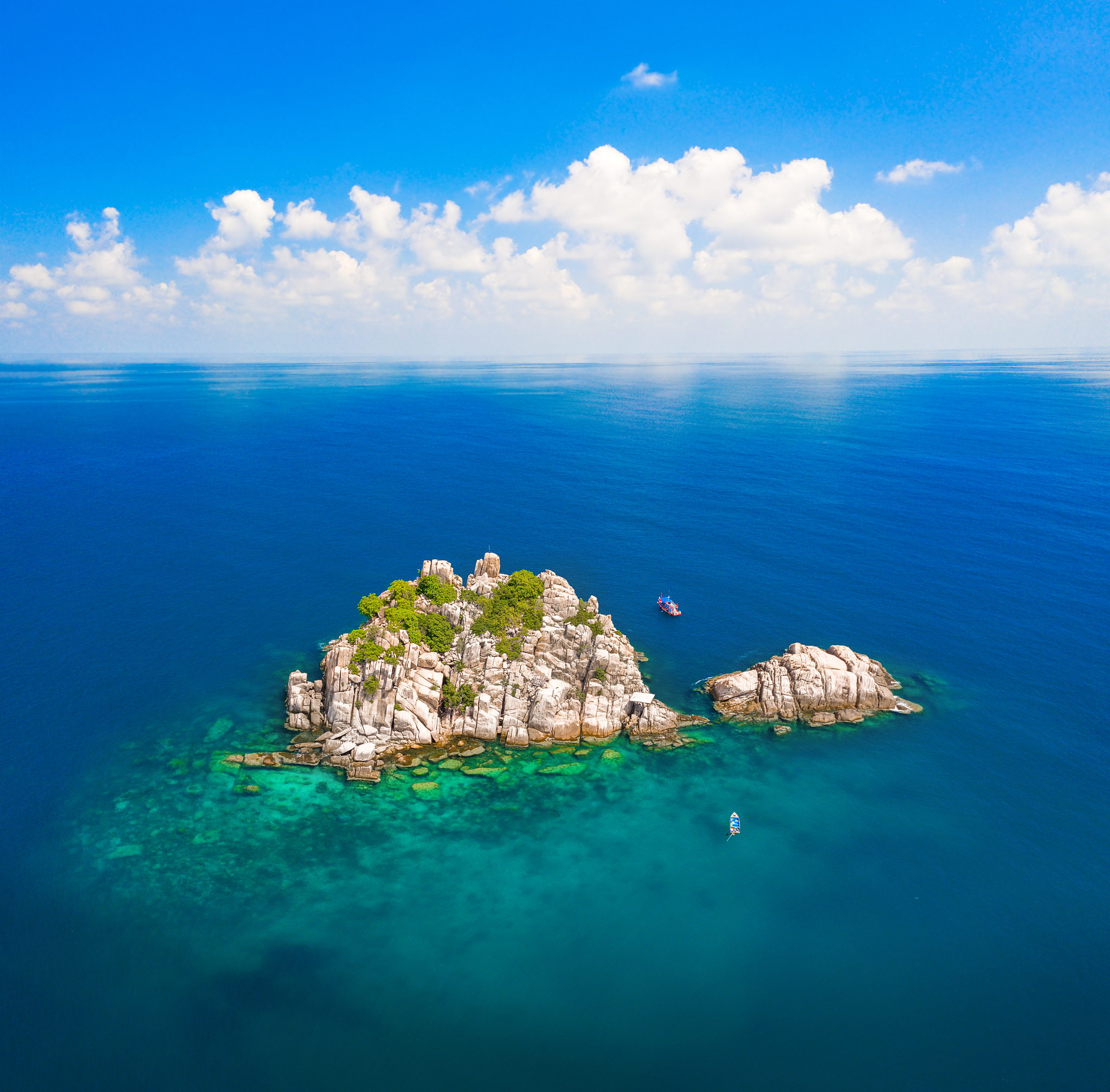 shark island, koh tao, thailand