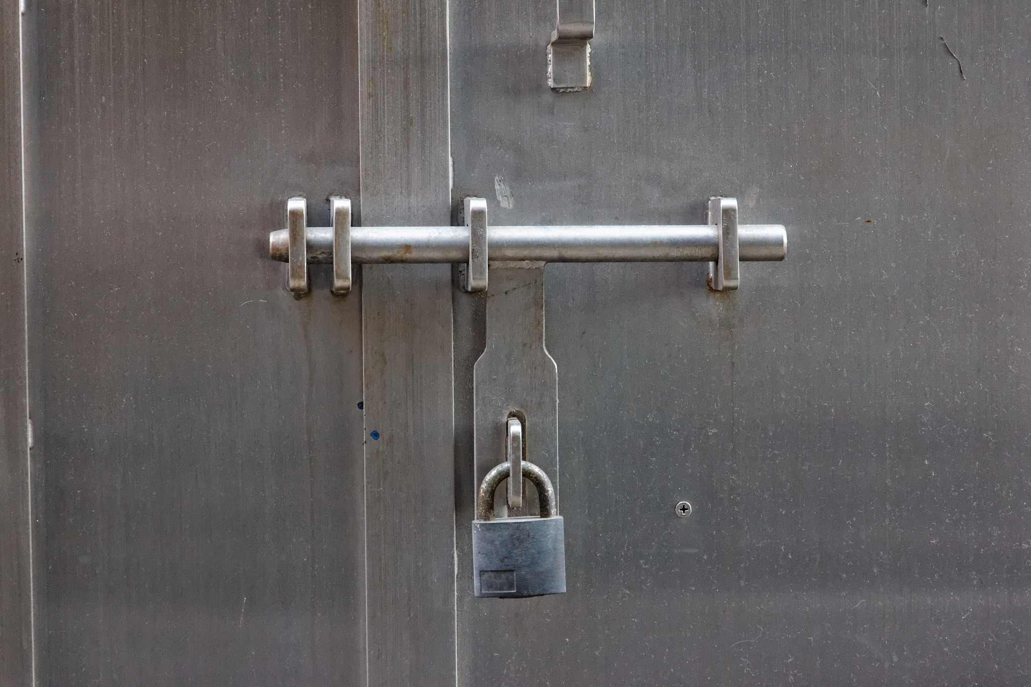 Btr Cur Latch Leaves: Locking Leaf Pages in InnoDB