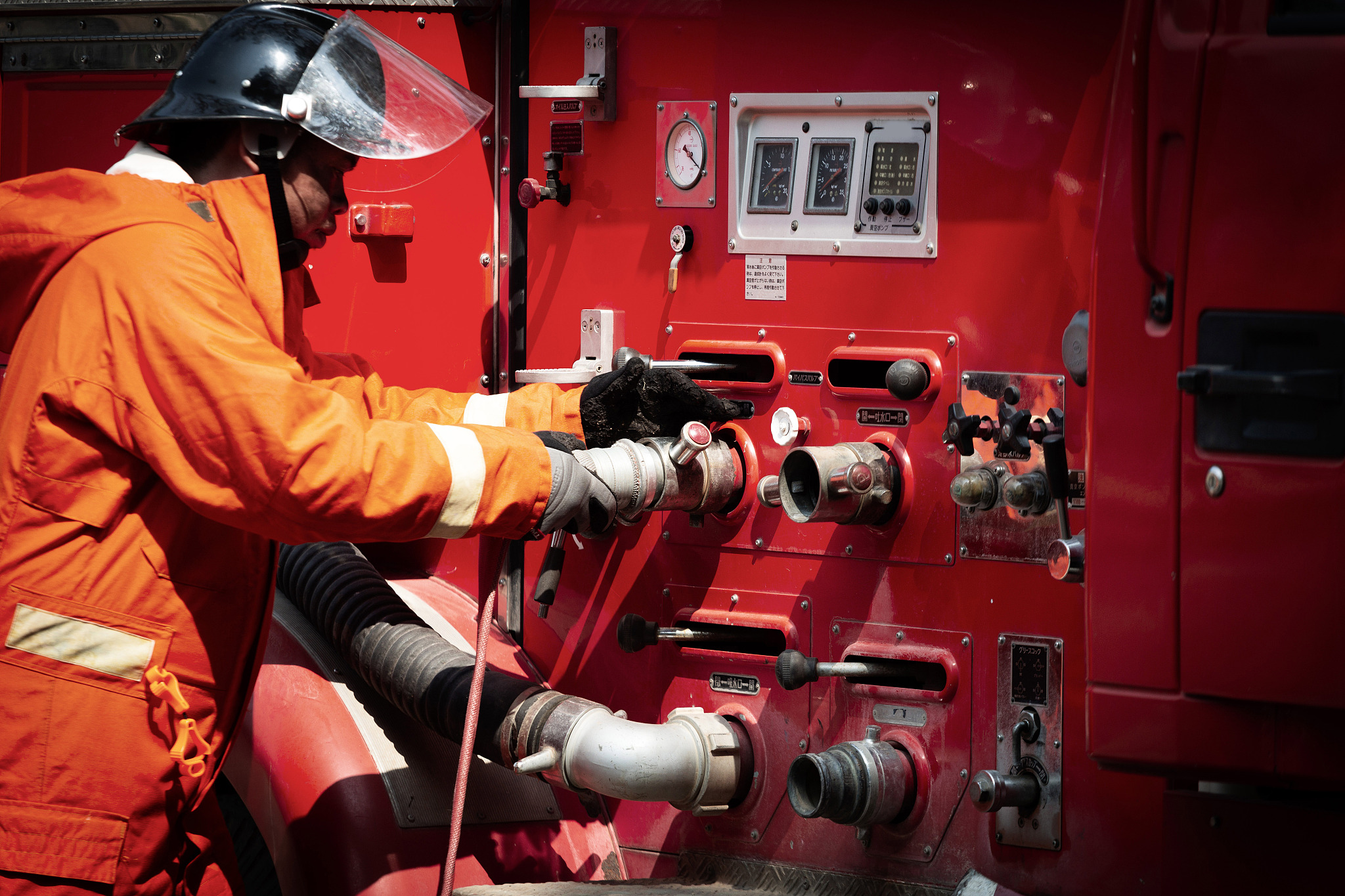 软管安全提示：避免使用有软点的软管