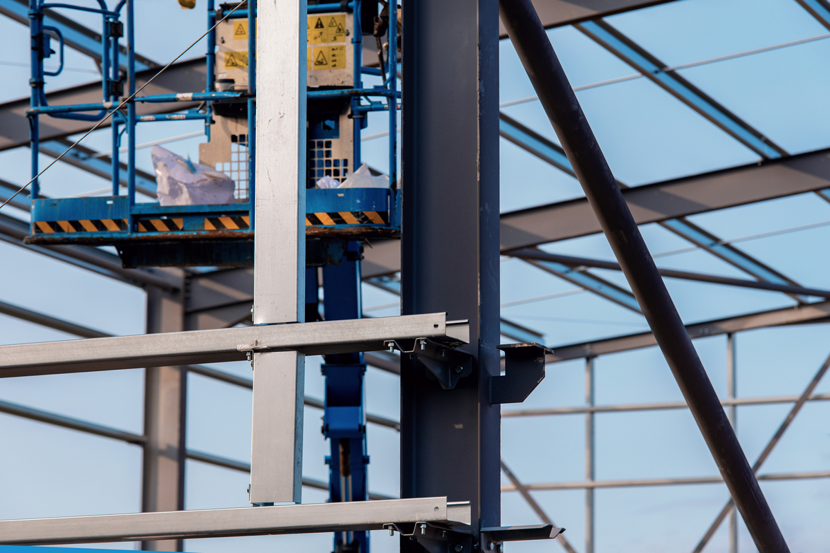 台架搭建：结构稳定，承重强，空间利用最大化