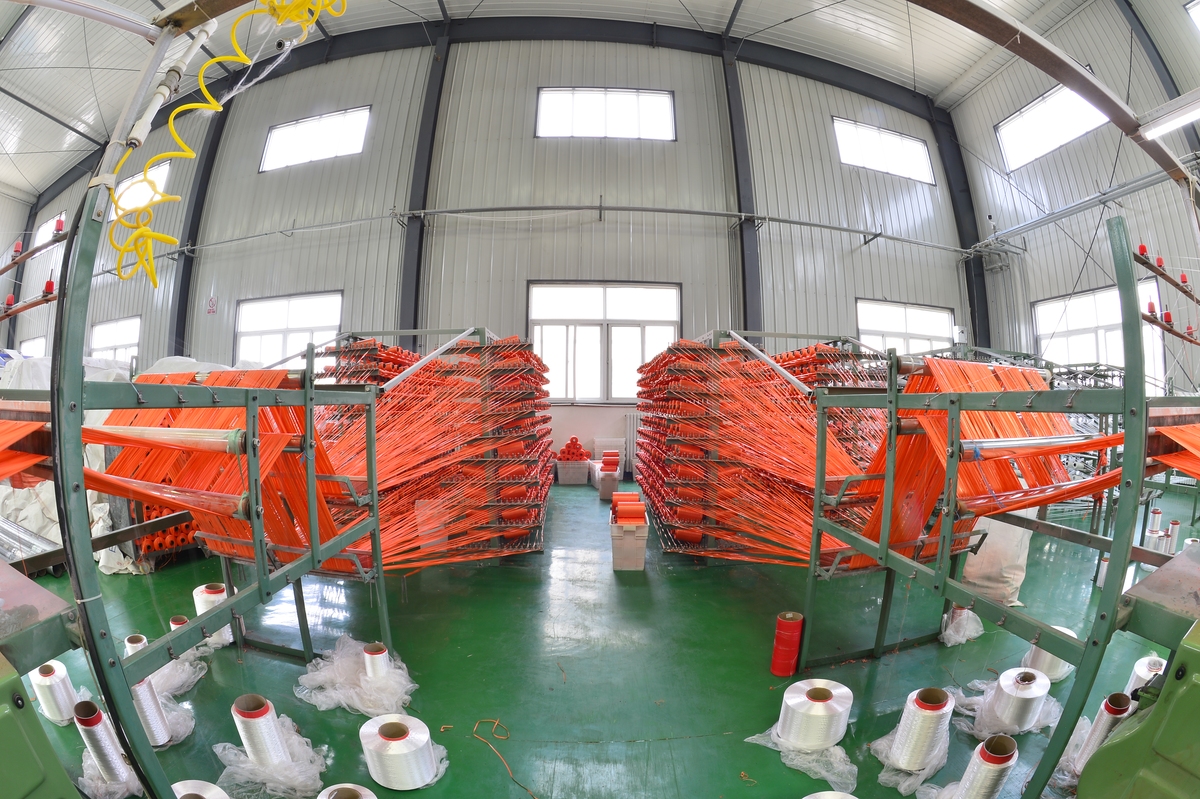 为论文隔膜压滤机在颜料生产中的应用优化写一篇提纲。