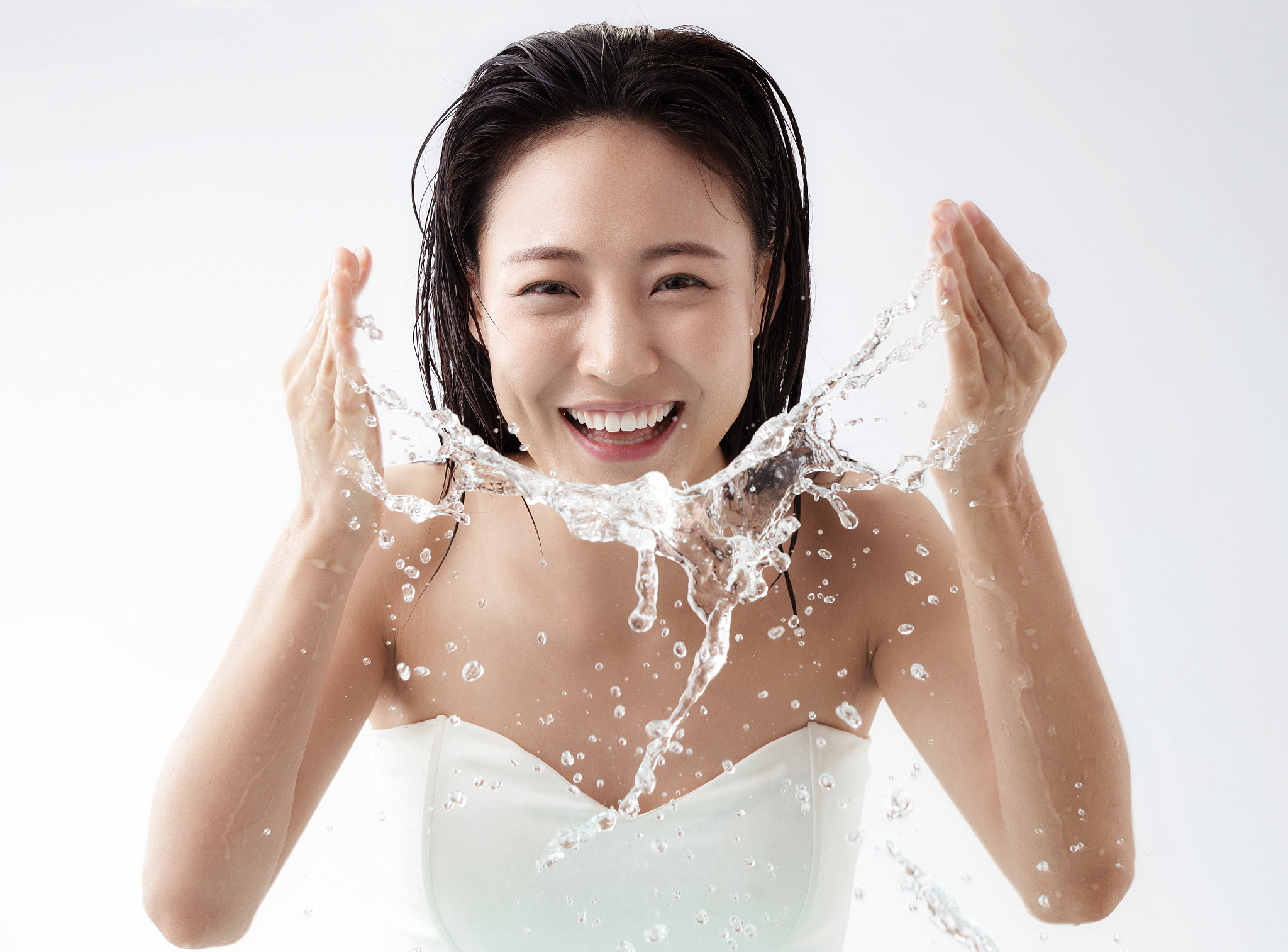 温和卸妆洁面二合一洗面奶使用感受：敏感肌福音！