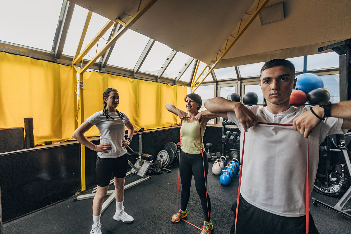 高端健身品牌名称为顽熊健身需要策划一下广告语