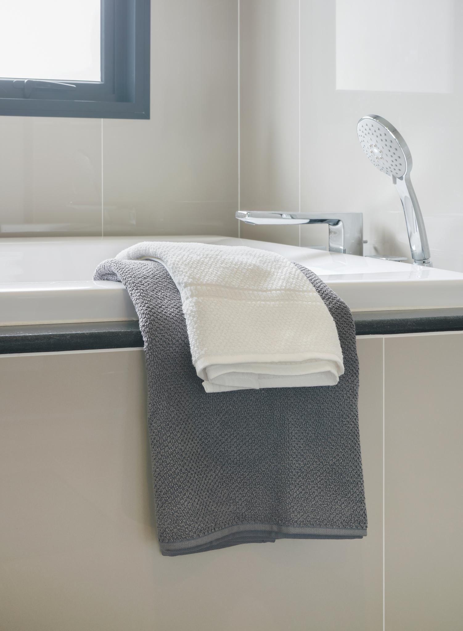 3 Reasons Why You Need a Silica Gel Bath Mat: Reviews & Benefits