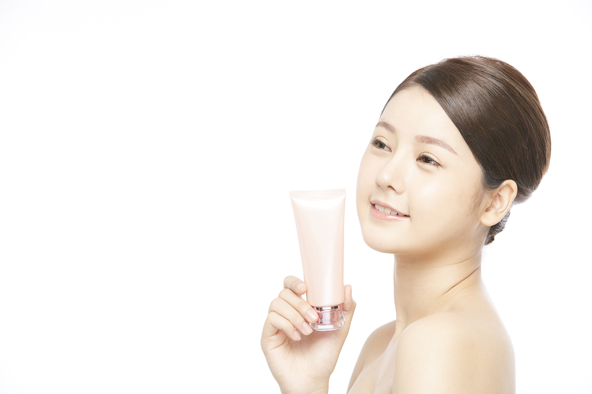 控油祛痘洗面奶使用感受：跟黑头说拜拜！