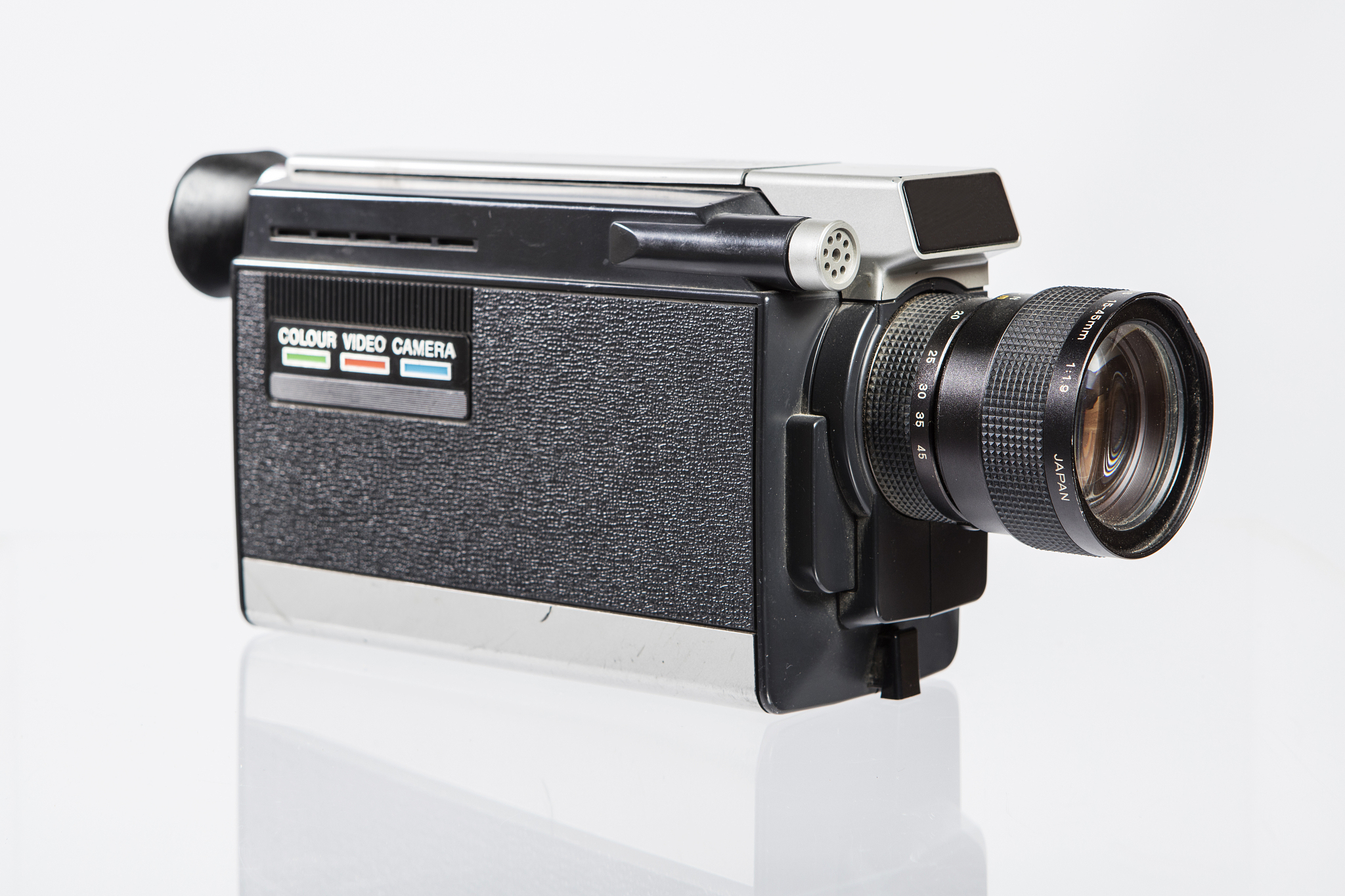 8mm movie camera