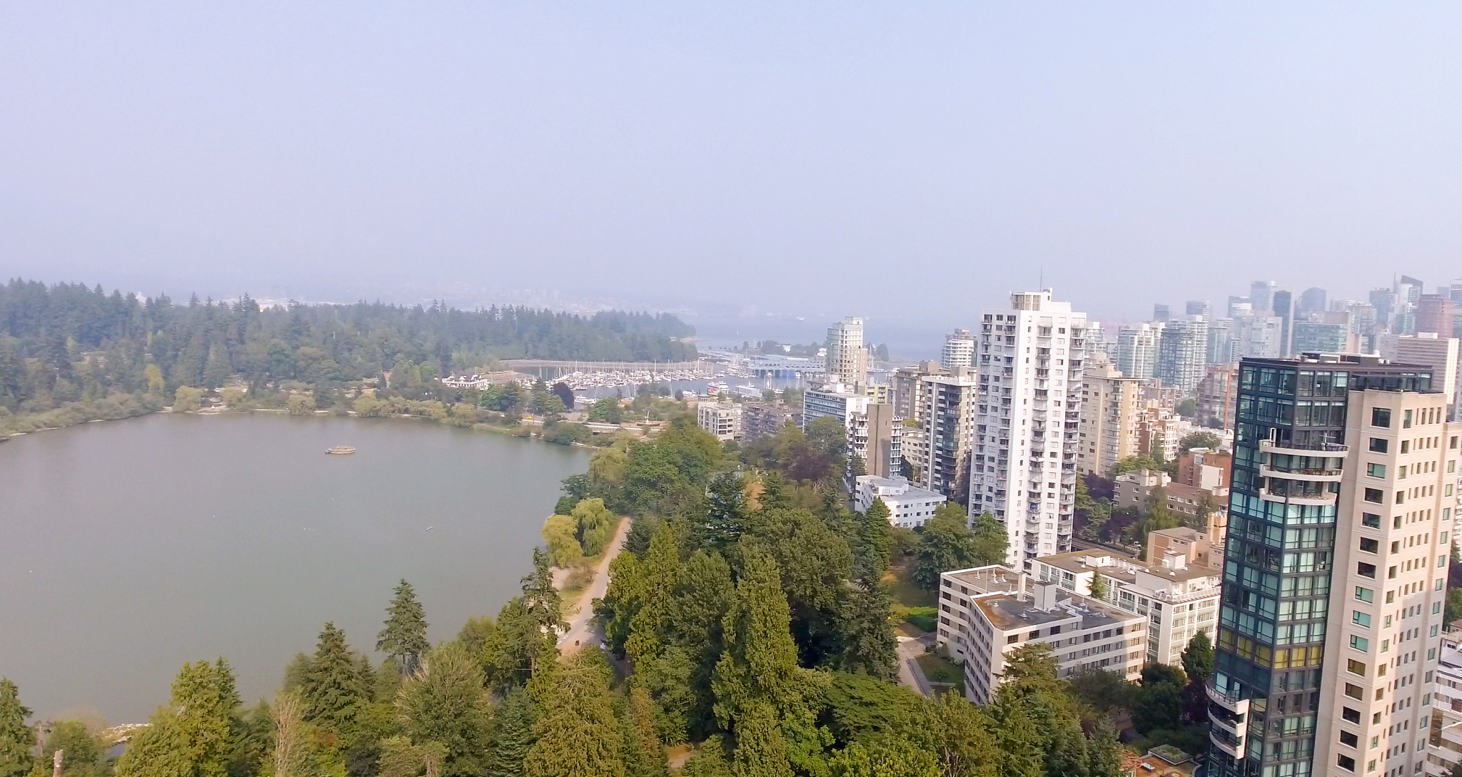 beautiful aerial view of vancouver skyline and stanley park, can