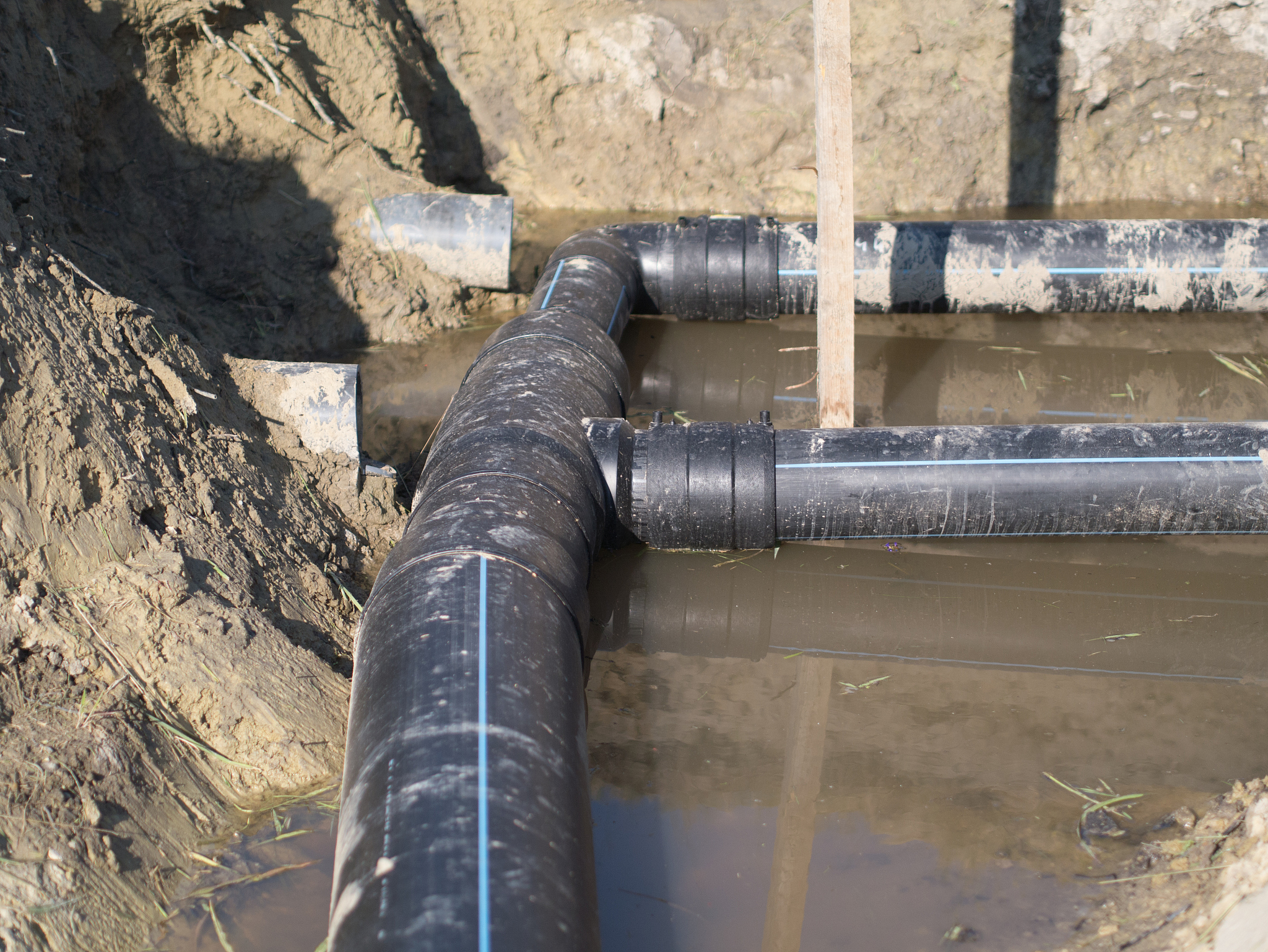 室内pvc排水管立管要做闭水试验吗 用250字帮我描述