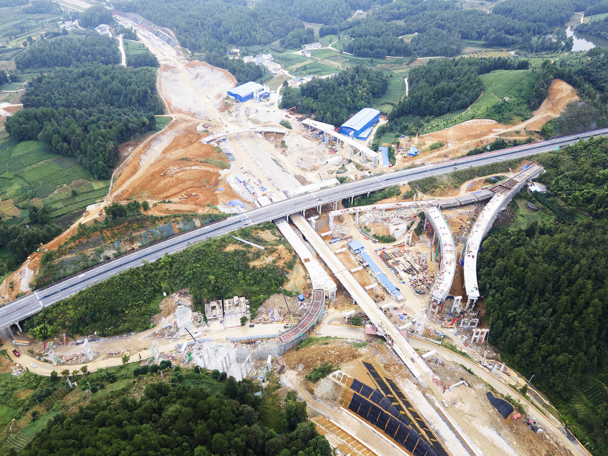 广东交通运输技师学院公路施工与养护（高技）专业就业前景分析