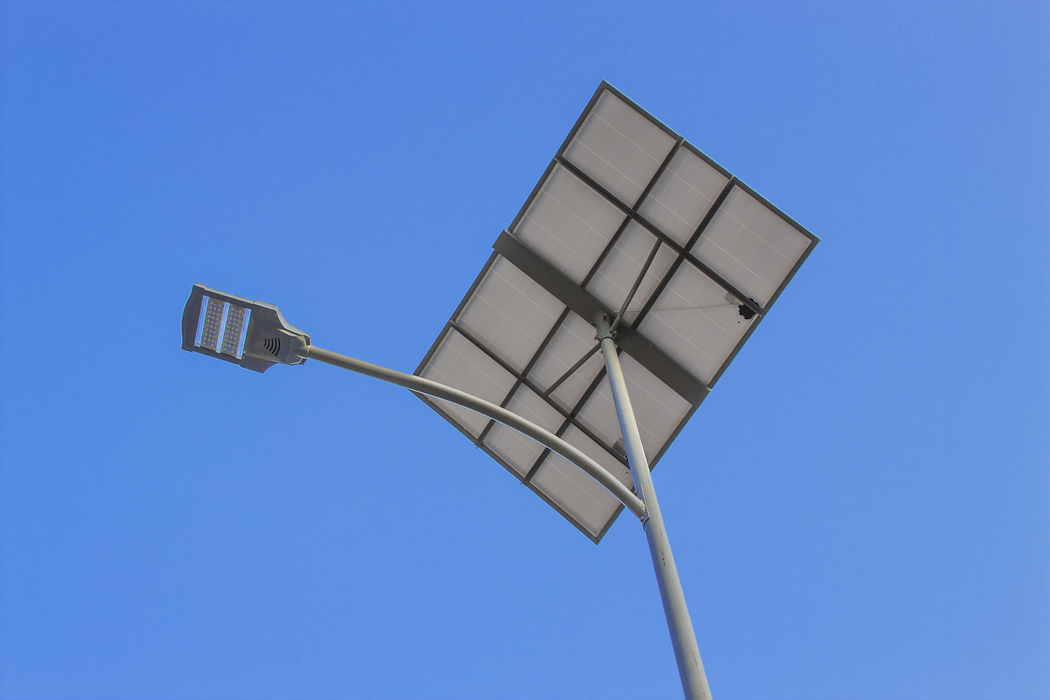solar street light