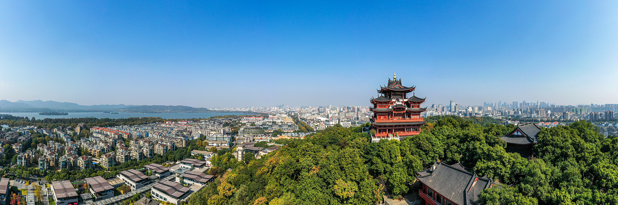杭州城隍阁与城市天际线